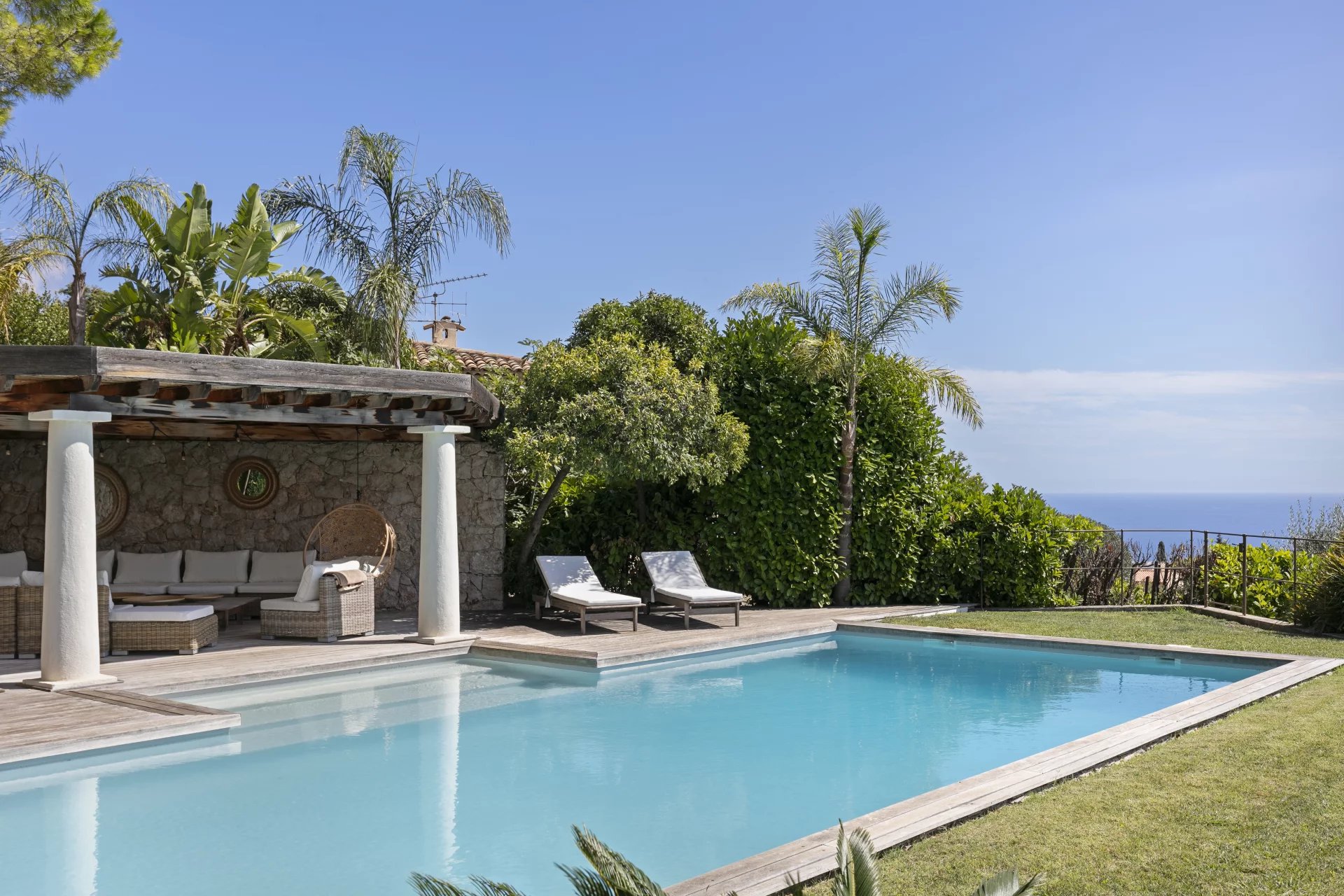 Nice, Provence-Alpes-Côte d’Azur, 06000, FR, 4 Bedrooms Bedrooms, ,6 BathroomsBathrooms,Residential,For Sale,1950974