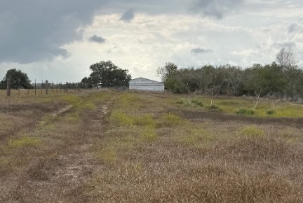 Runge, Texas, 78151, United States, 3 Bedrooms Bedrooms, ,2 BathroomsBathrooms,Residential,For Sale,1996621