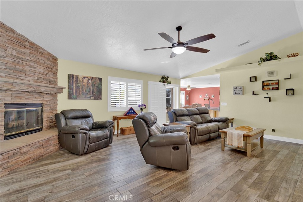 Apple Valley, California, 92307, United States, 4 Bedrooms Bedrooms, ,2 BathroomsBathrooms,Residential,For Sale,2002062