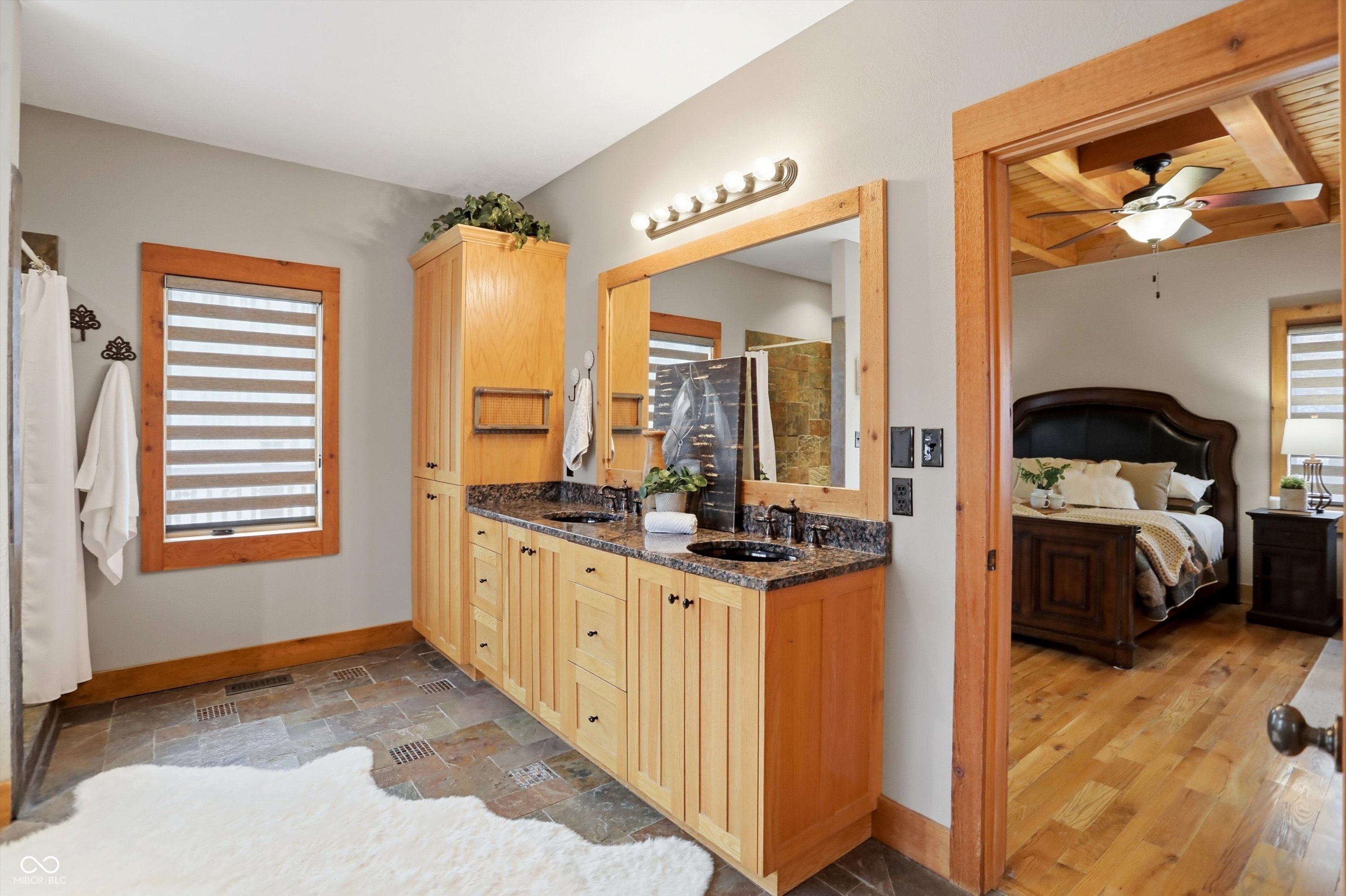 Unionville, Indiana, 47468, United States, 5 Bedrooms Bedrooms, ,5 BathroomsBathrooms,Residential,For Sale,1975333