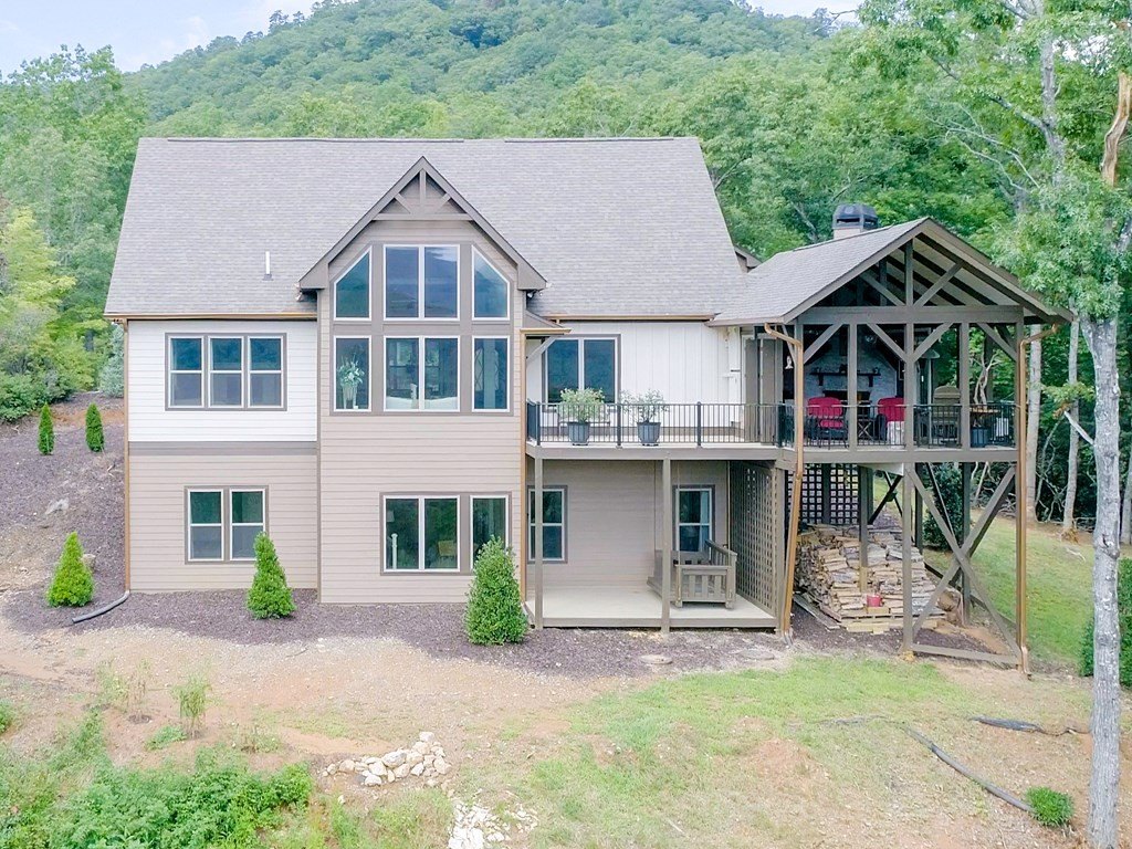 Hiawassee, Georgia, 30546, United States, 4 Bedrooms Bedrooms, ,5 BathroomsBathrooms,Residential,For Sale,1983256