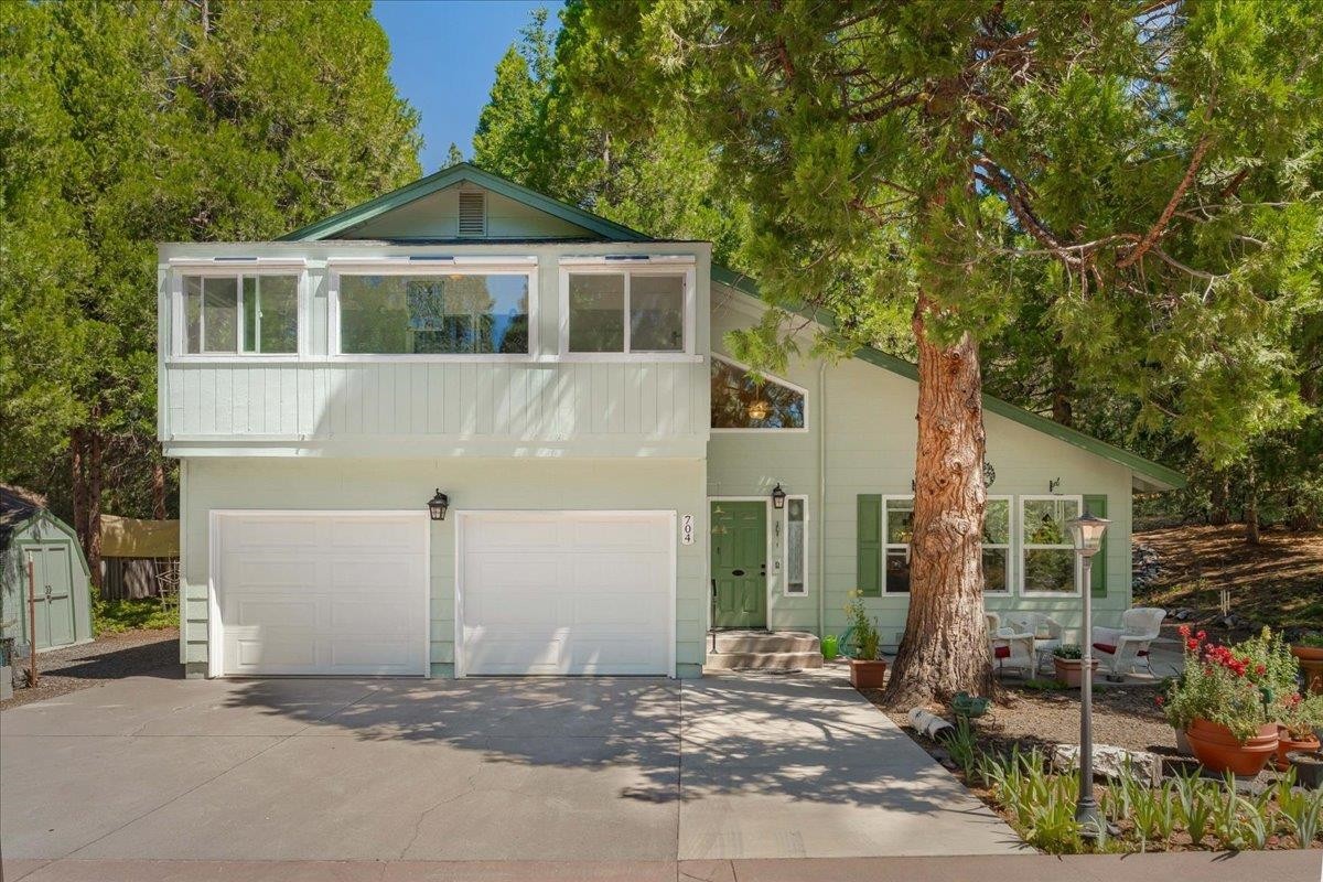 Mt Shasta, California, 96067-9161, United States, 3 Bedrooms Bedrooms, ,3 BathroomsBathrooms,Residential,For Sale,1928265