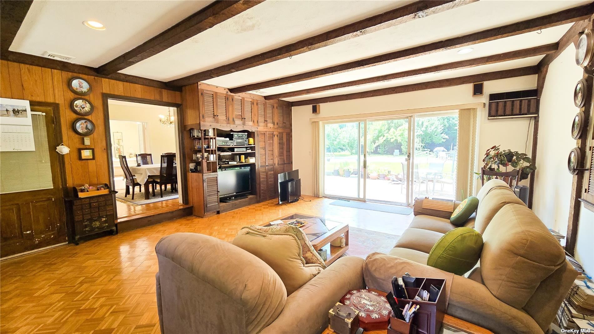 8 The Pines, Old Westbury, New York, 11568, United States, 3 Bedrooms Bedrooms, ,3 BathroomsBathrooms,Residential,For Sale,8 The Pines,1668876