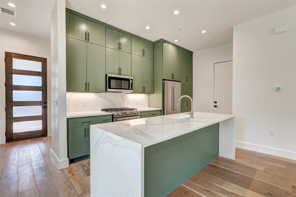 Austin, Texas, 78704, United States, 3 Bedrooms Bedrooms, ,3 BathroomsBathrooms,Residential,For Sale,1848739