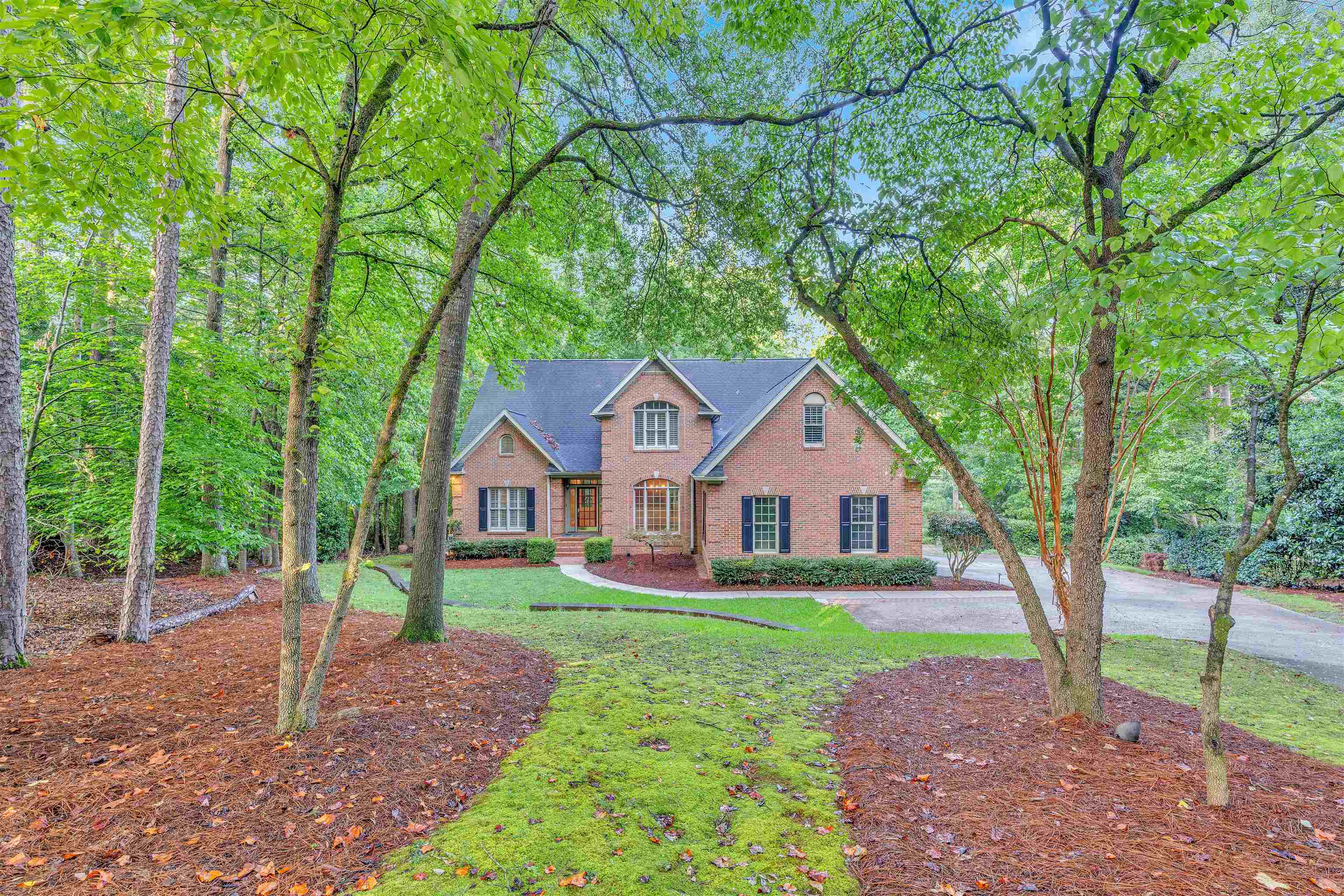 Spartanburg, South Carolina, 29306, United States, 4 Bedrooms Bedrooms, ,5 BathroomsBathrooms,Residential,For Sale,1913145