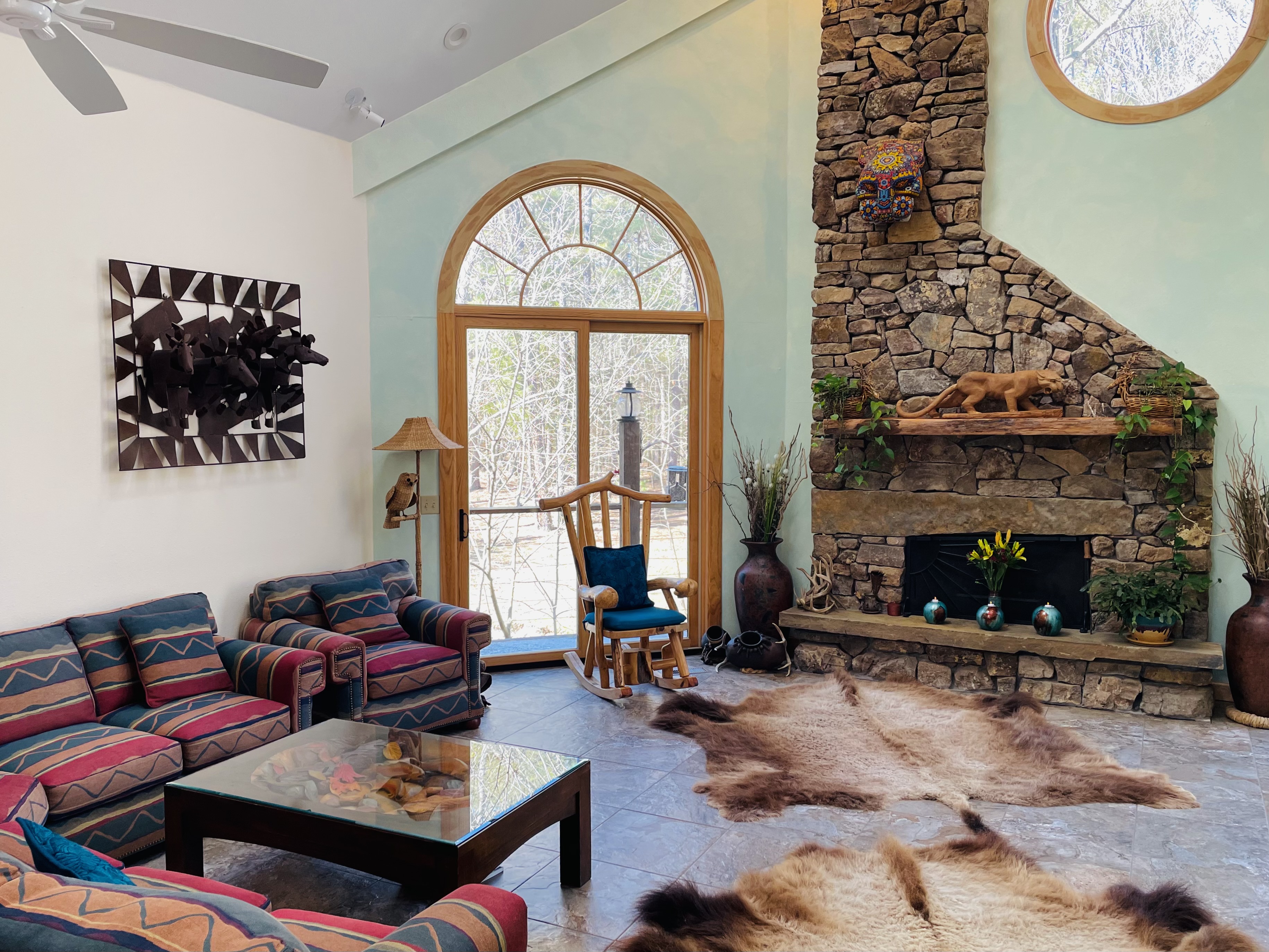 Mena, Arkansas, 71953, United States, 3 Bedrooms Bedrooms, ,3 BathroomsBathrooms,Residential,For Sale,1979119