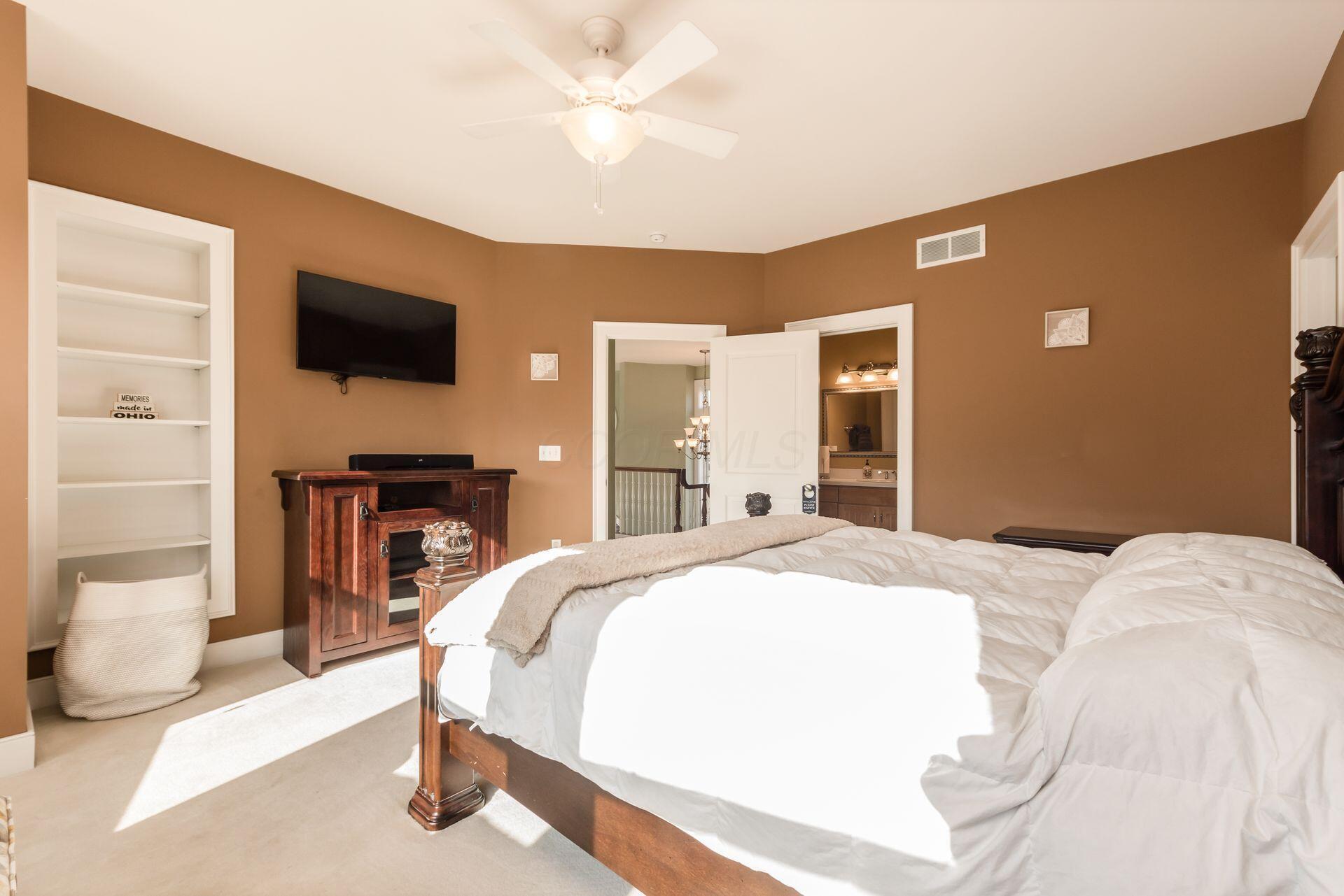 Rockbridge, Ohio, 43149, United States, 8 Bedrooms Bedrooms, ,10 BathroomsBathrooms,Residential,For Sale,1818163