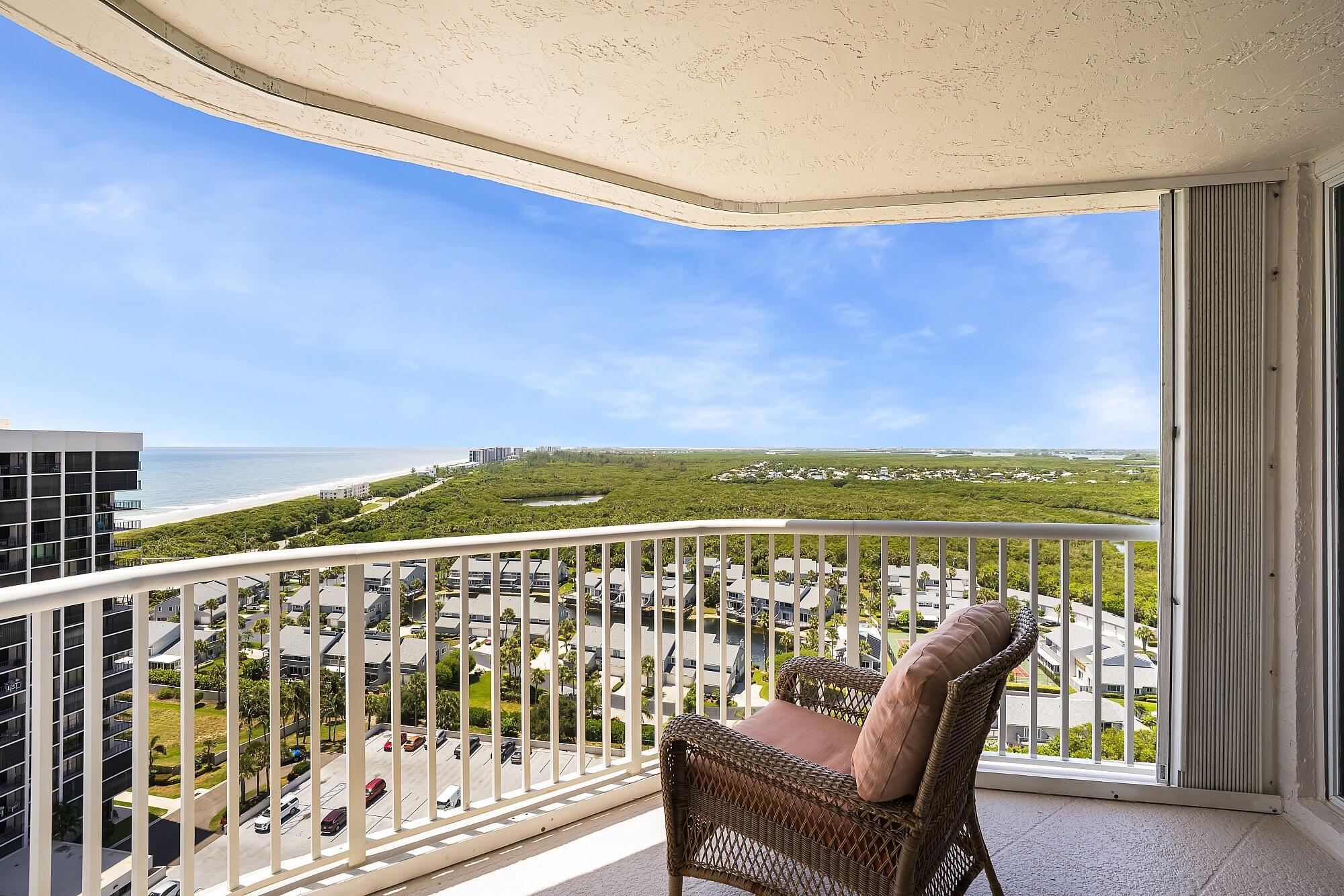 Hutchinson Island, Florida, 34949, United States, 3 Bedrooms Bedrooms, ,2 BathroomsBathrooms,Residential,For Sale,1959425