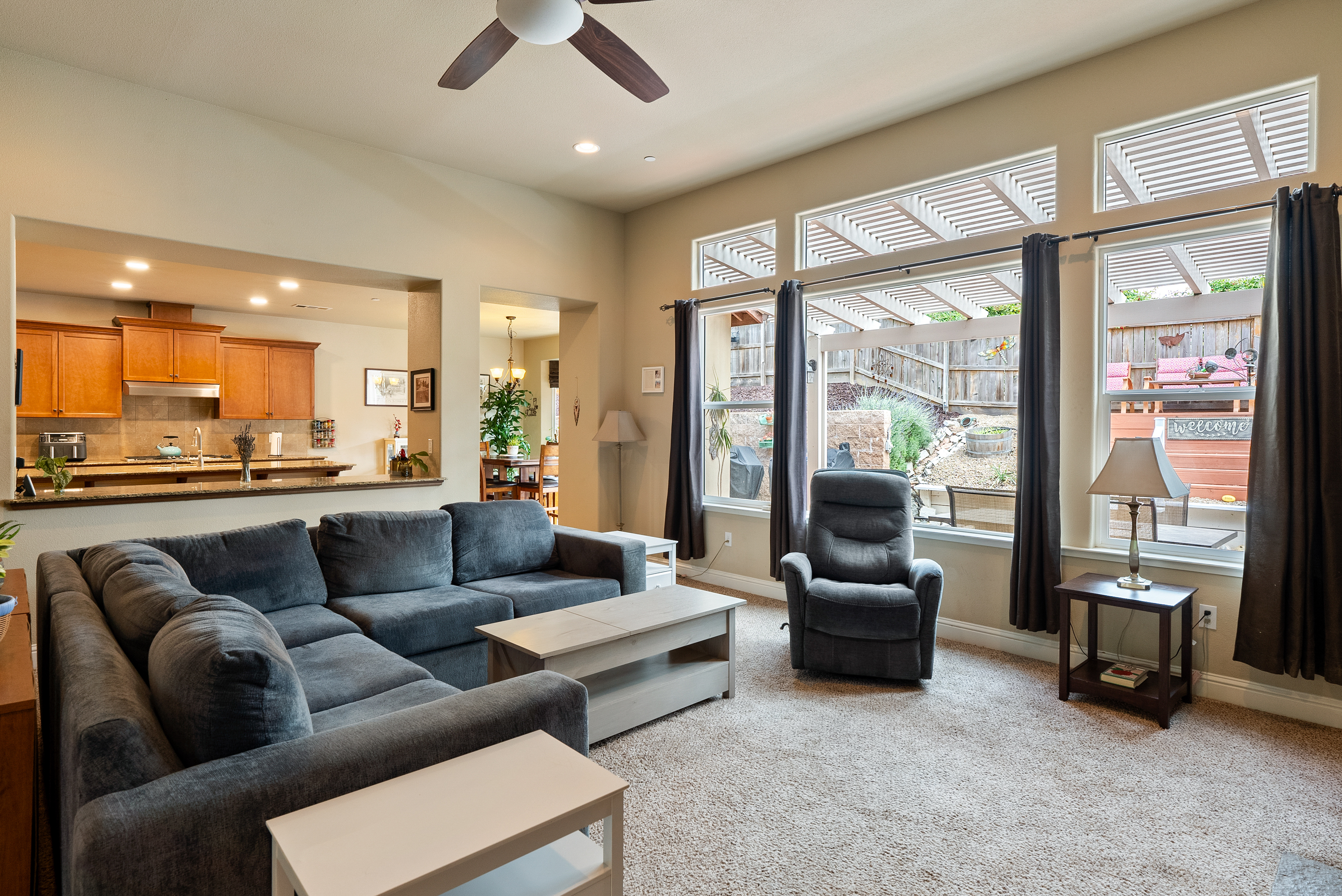  Timeless Living in Vintage at Montebello Oaks - 物件實景