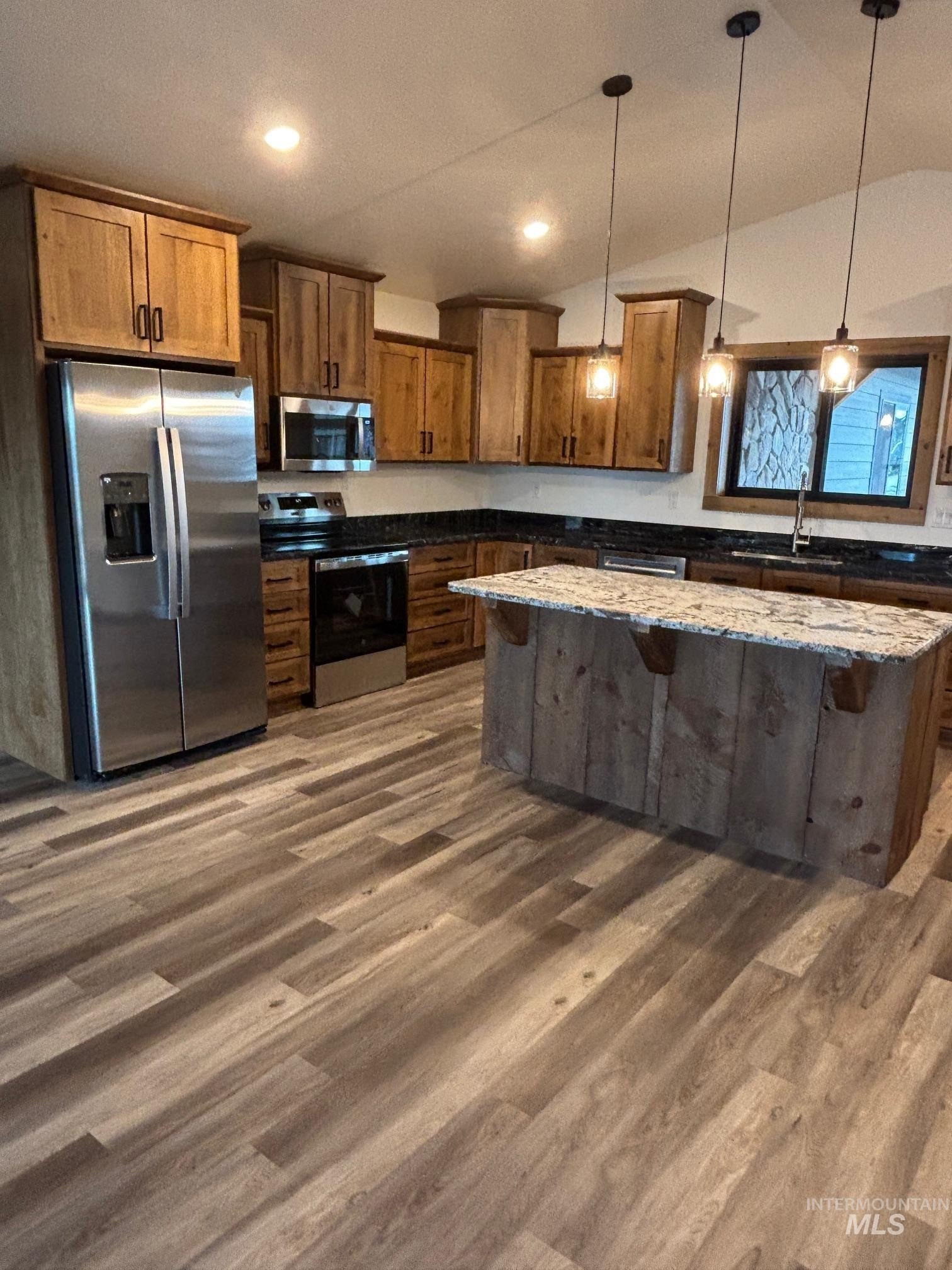 Lewiston, Idaho, 83501, United States, 3 Bedrooms Bedrooms, ,3 BathroomsBathrooms,Residential,For Sale,1980195