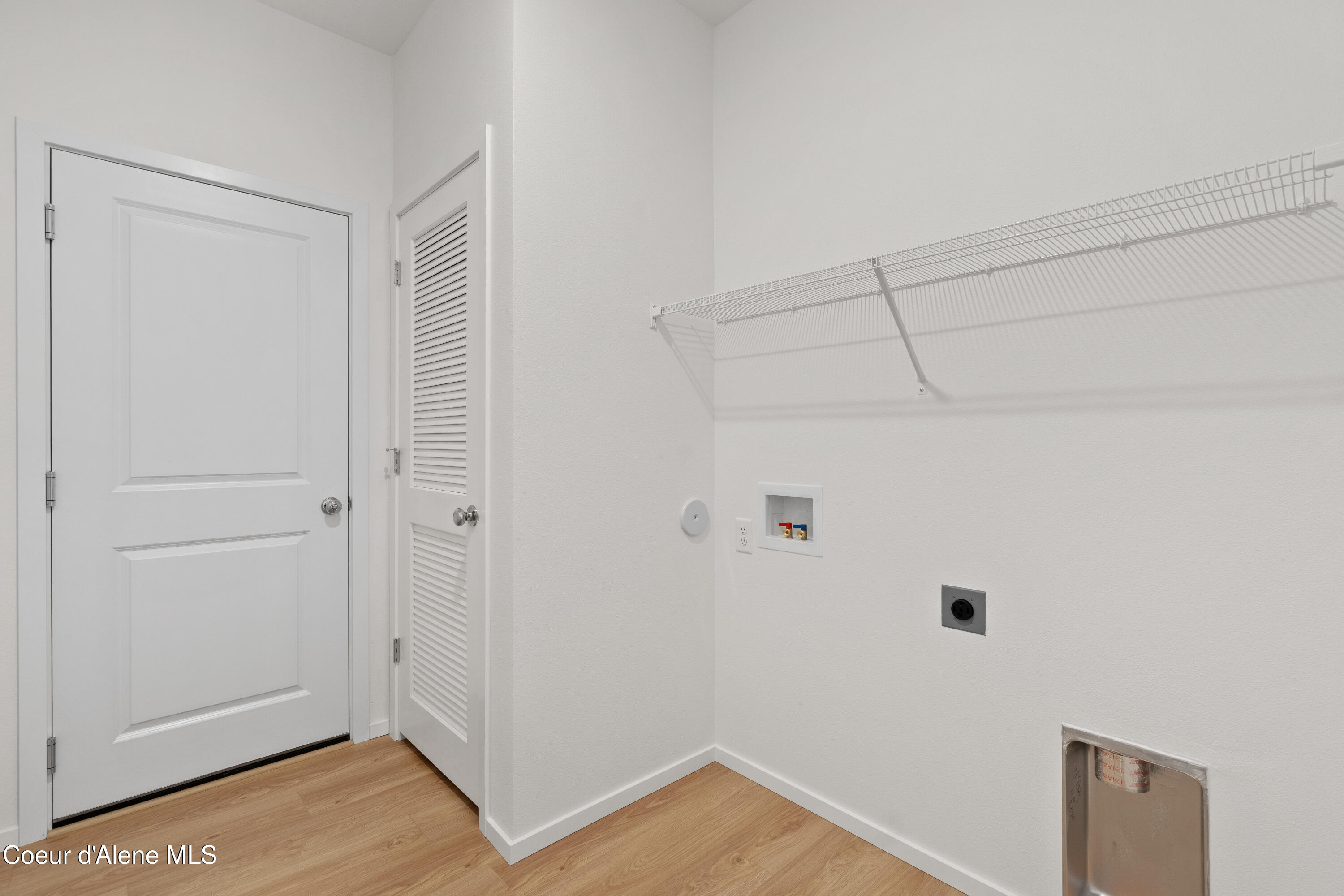 Post Falls, Idaho, 83854, United States, 3 Bedrooms Bedrooms, ,Residential,For Sale,1980562