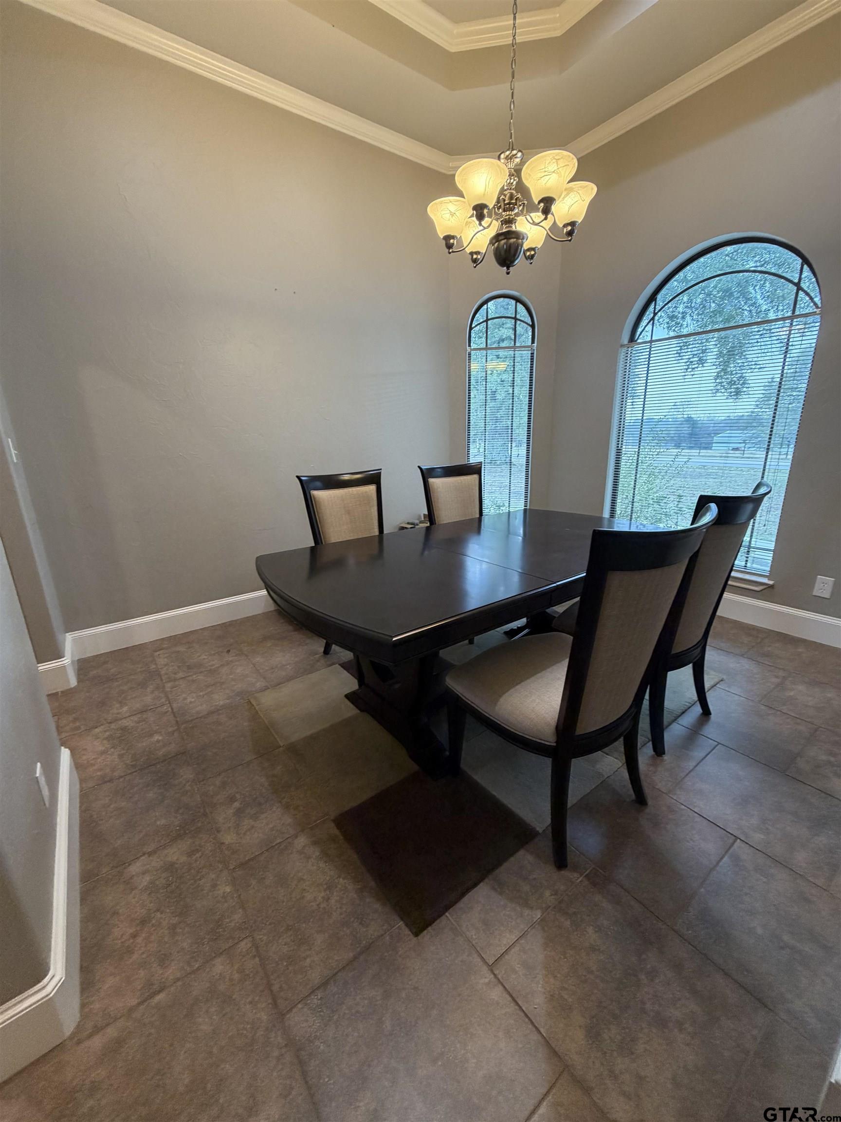 Tyler, Texas, 75704, United States, 4 Bedrooms Bedrooms, ,4 BathroomsBathrooms,Residential,For Sale,2003262