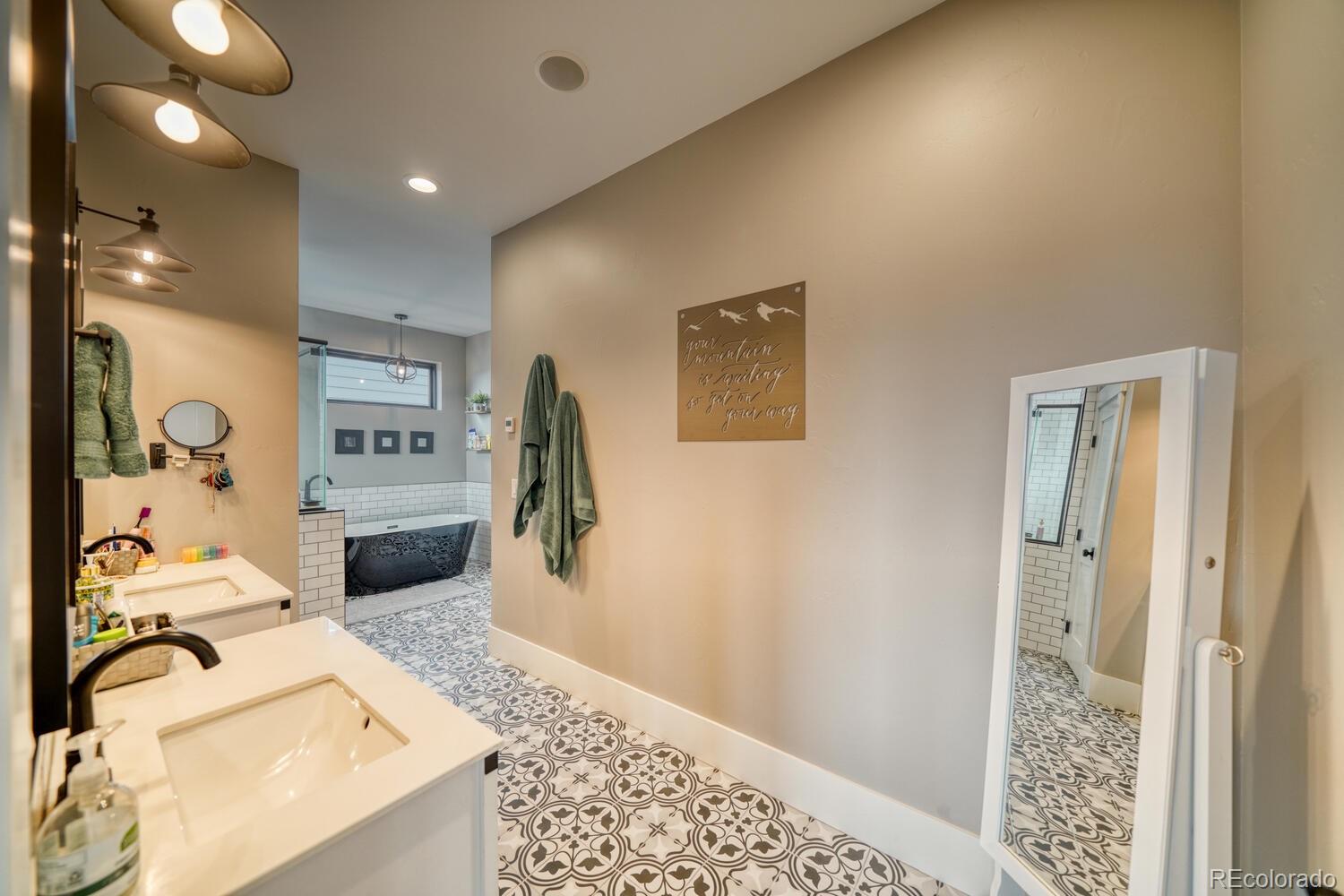 Buena Vista, Colorado, 81211, United States, 3 Bedrooms Bedrooms, ,3 BathroomsBathrooms,Residential,For Sale,1988101