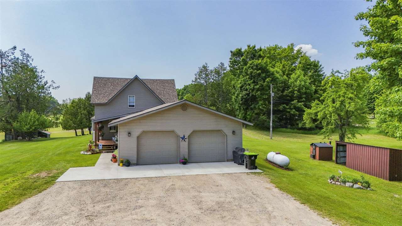East Jordan, Michigan, 49727, United States, 3 Bedrooms Bedrooms, ,2 BathroomsBathrooms,Residential,For Sale,1866962