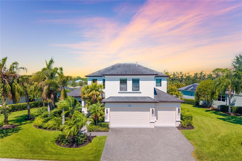 Bradenton, Florida, 34212, United States, 4 Bedrooms Bedrooms, ,5 BathroomsBathrooms,Residential,For Sale,1856587