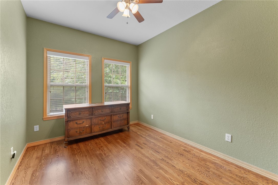 Bella Vista, Arkansas, 72715, United States, 3 Bedrooms Bedrooms, ,4 BathroomsBathrooms,Residential,For Sale,1942252