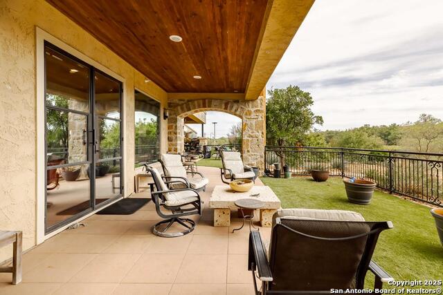 Kerrville, Texas, 78028, United States, 3 Bedrooms Bedrooms, ,5 BathroomsBathrooms,Residential,For Sale,2002540