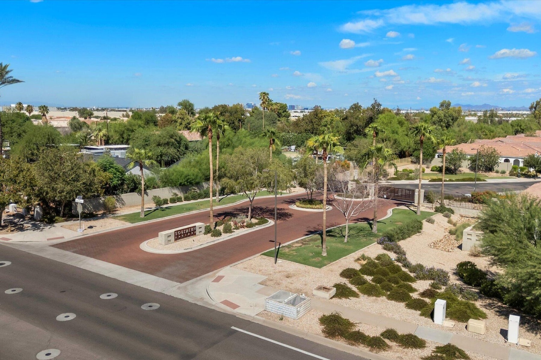  5622 S 28th Street¦Phoenix, AZ - 物件實景