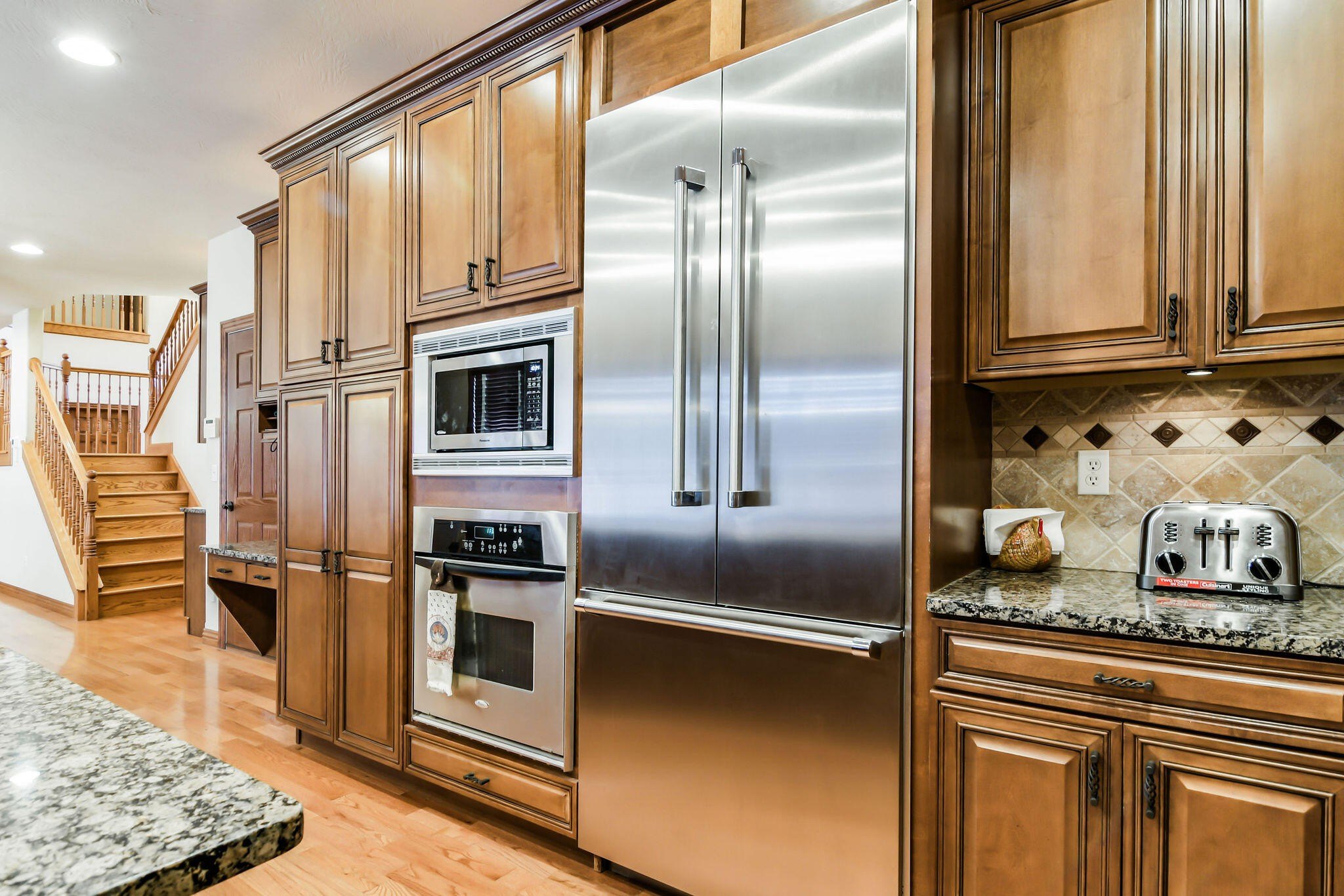 Walnut Shade, Missouri, 65771, United States, 6 Bedrooms Bedrooms, ,5 BathroomsBathrooms,Residential,For Sale,1975828