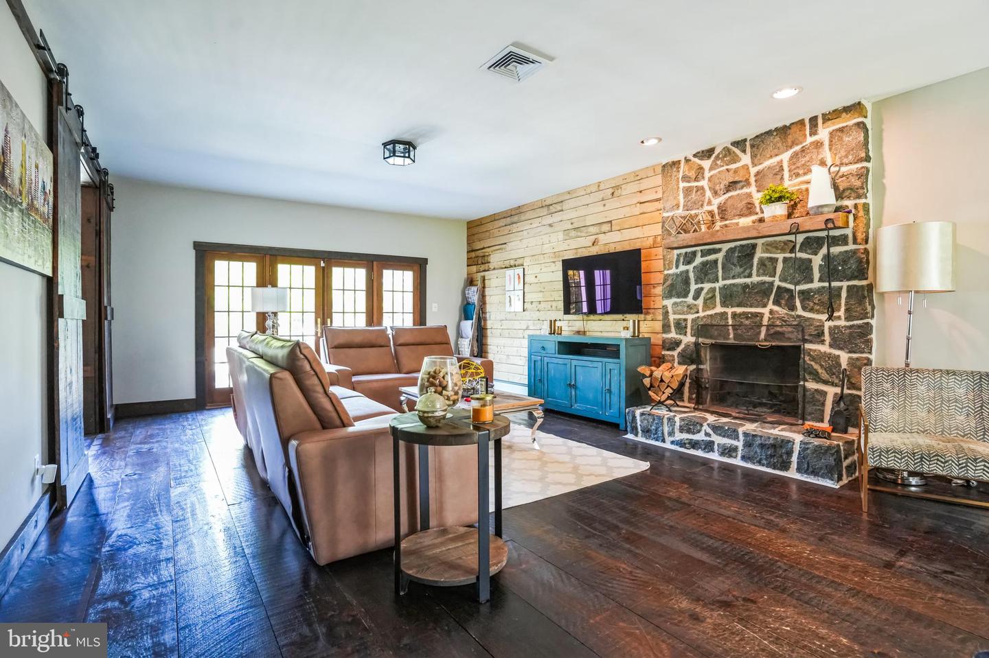 Pottstown, Pennsylvania, 19465, United States, 3 Bedrooms Bedrooms, ,6 BathroomsBathrooms,Residential,For Sale,1913550