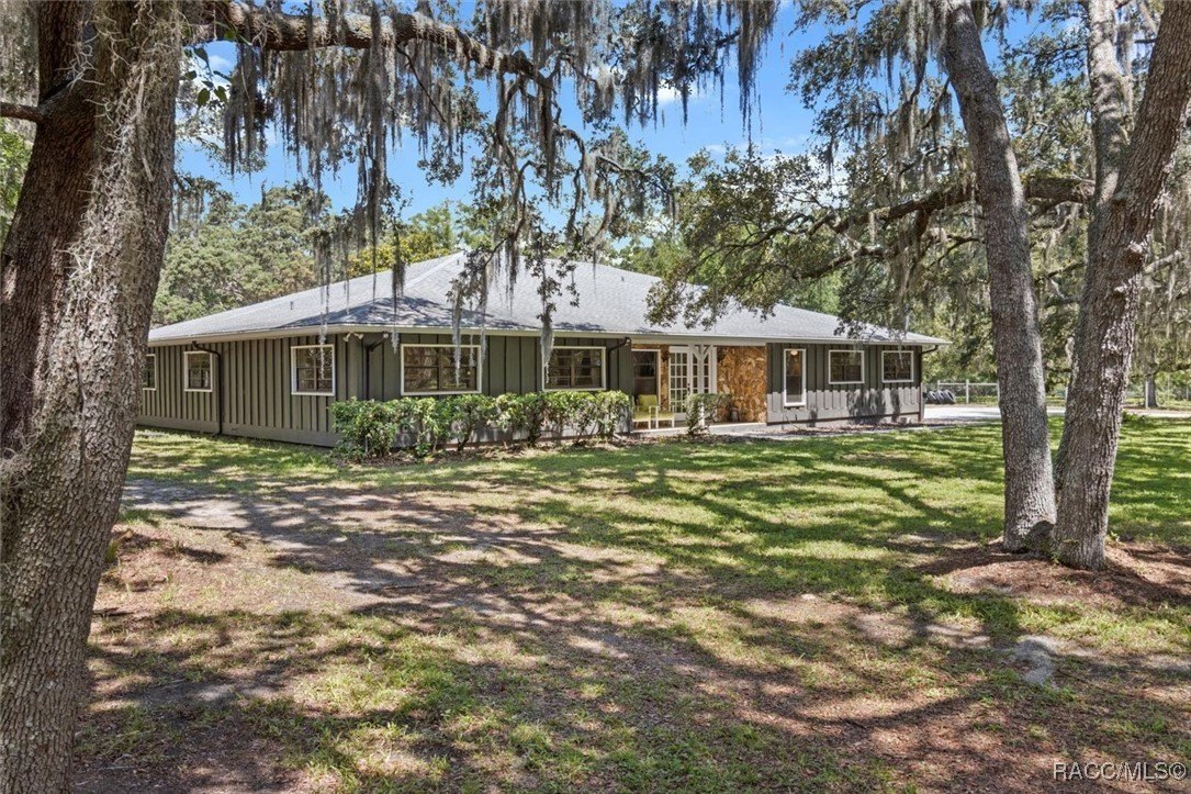 Hernando, Florida, 34442, United States, 5 Bedrooms Bedrooms, ,3 BathroomsBathrooms,Residential,For Sale,1869727