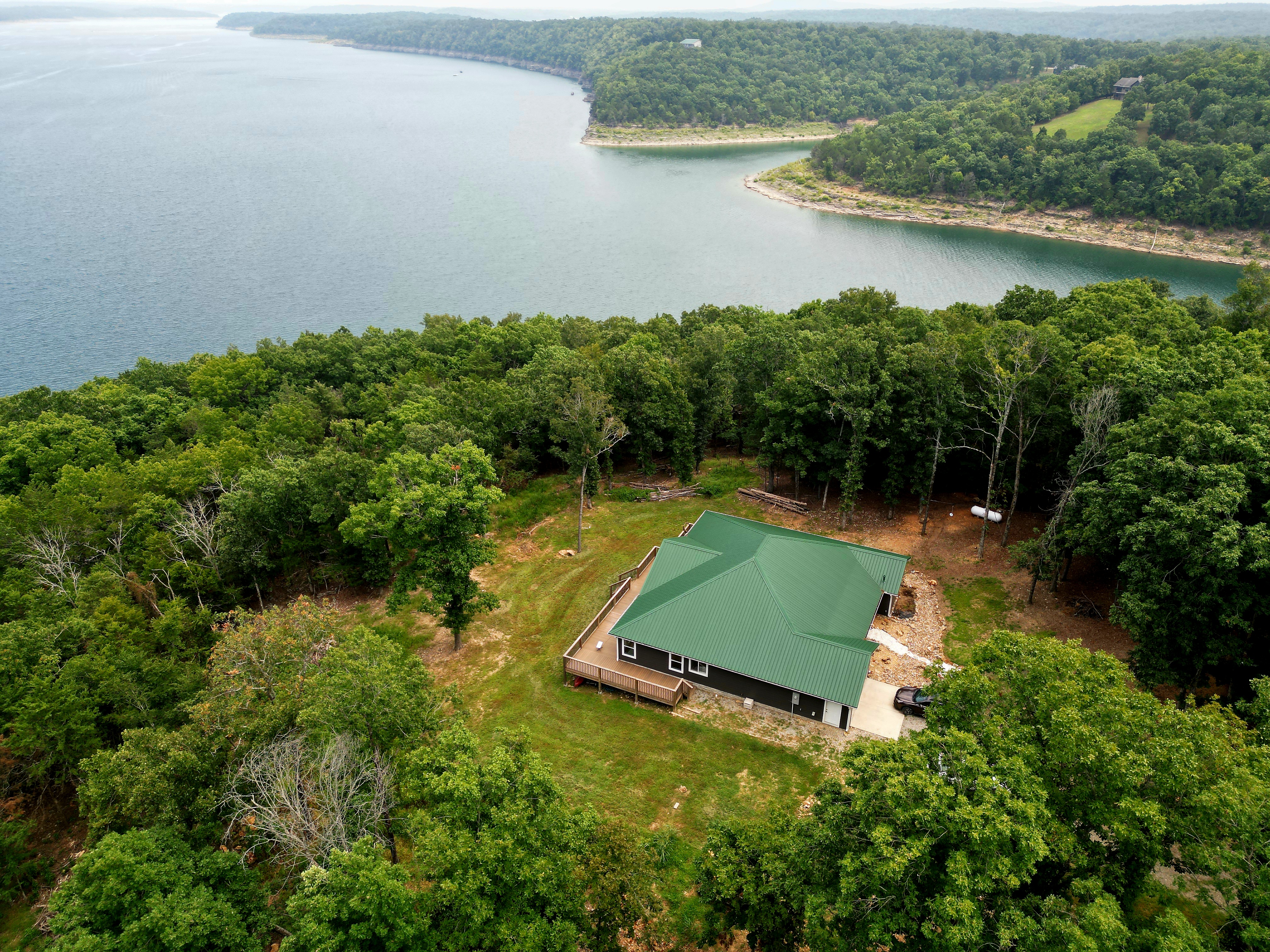 Katydid Ln, Yellville, AR 72687