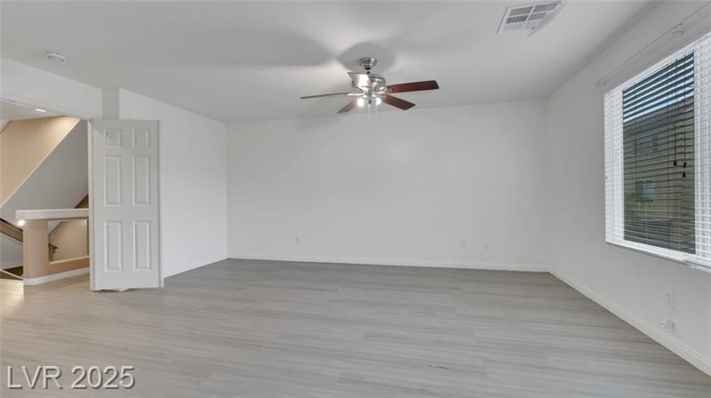 Las Vegas, Nevada, 89139, United States, 5 Bedrooms Bedrooms, ,4 BathroomsBathrooms,Residential,For Sale,1980975