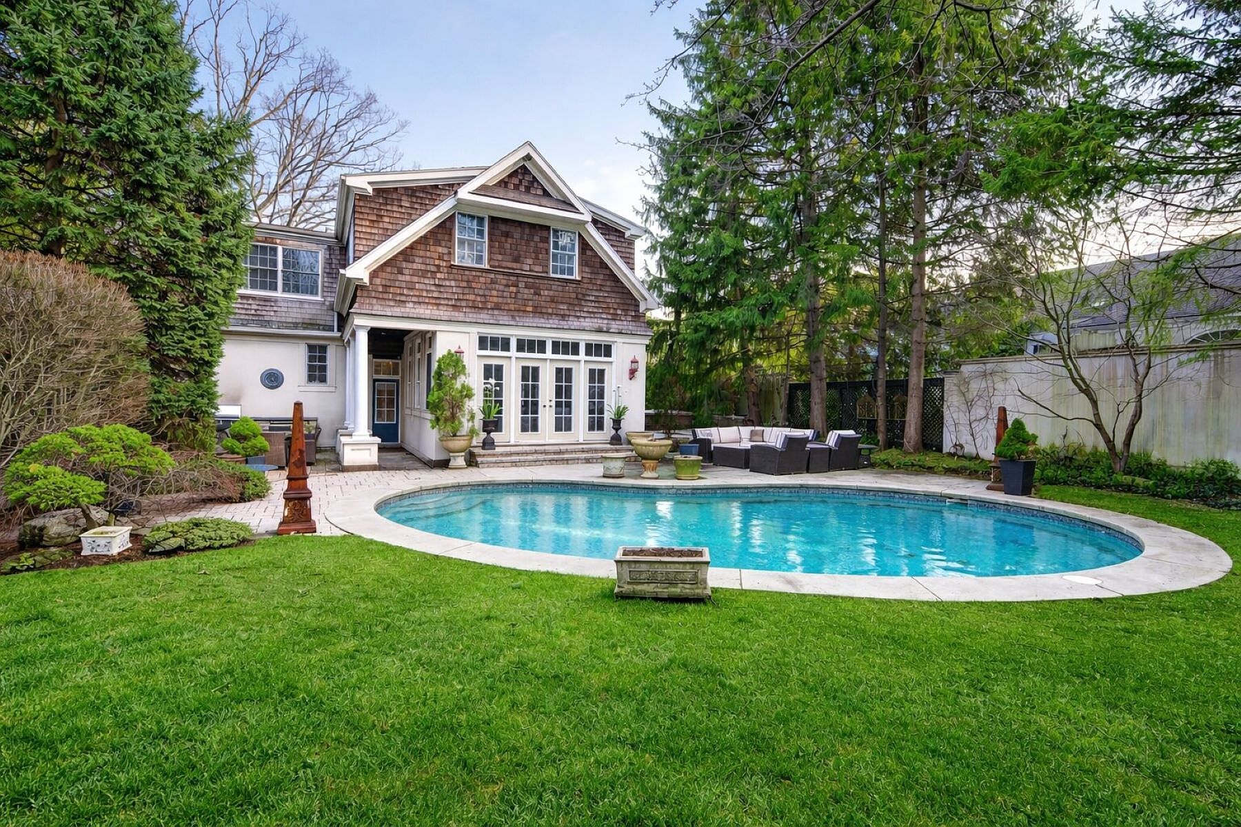  Aldershot Lakeside Elegance - 物件實景