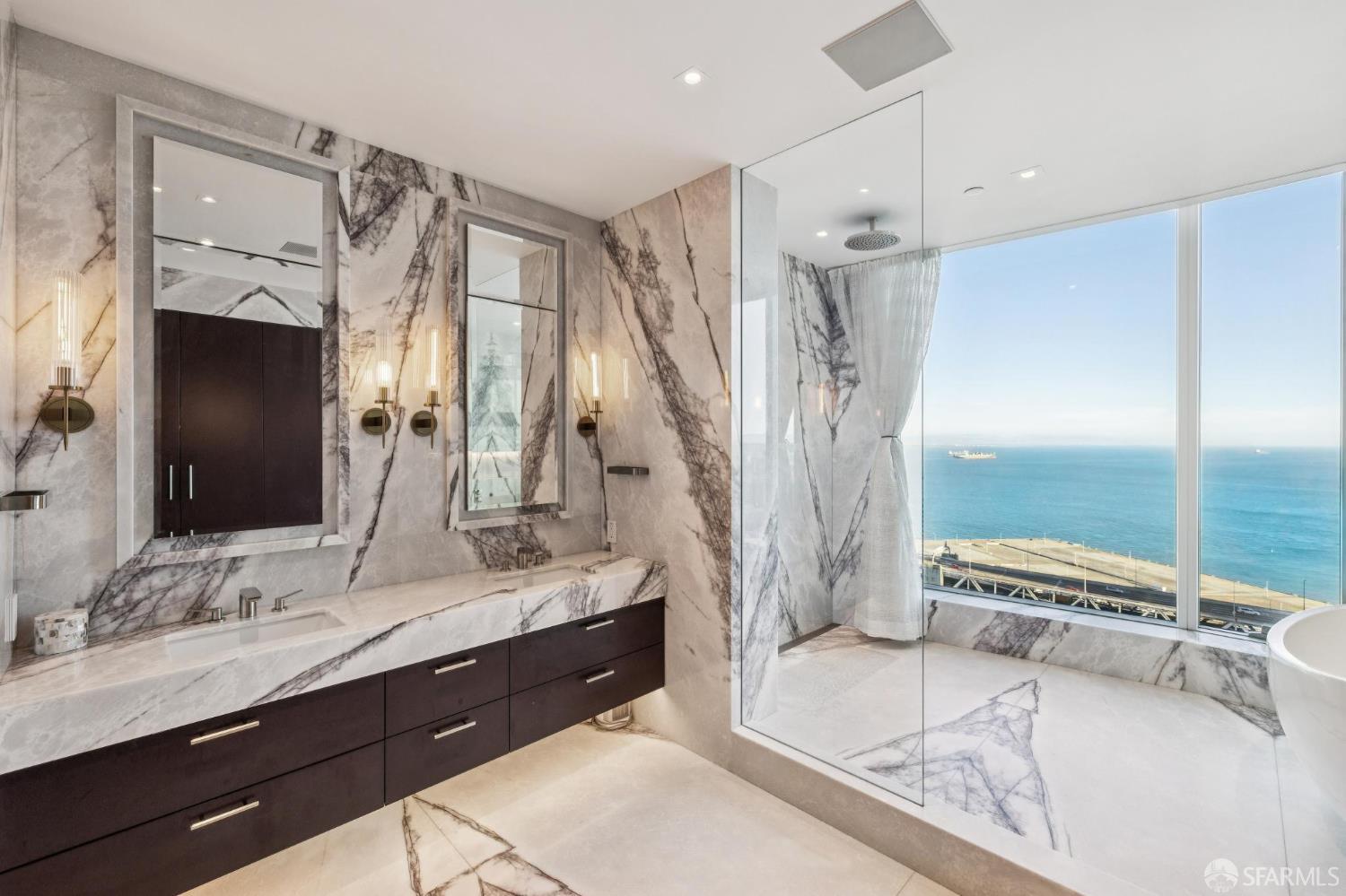 San Francisco, California, 94105, United States, 3 Bedrooms Bedrooms, ,4 BathroomsBathrooms,Residential,For Sale,1994422