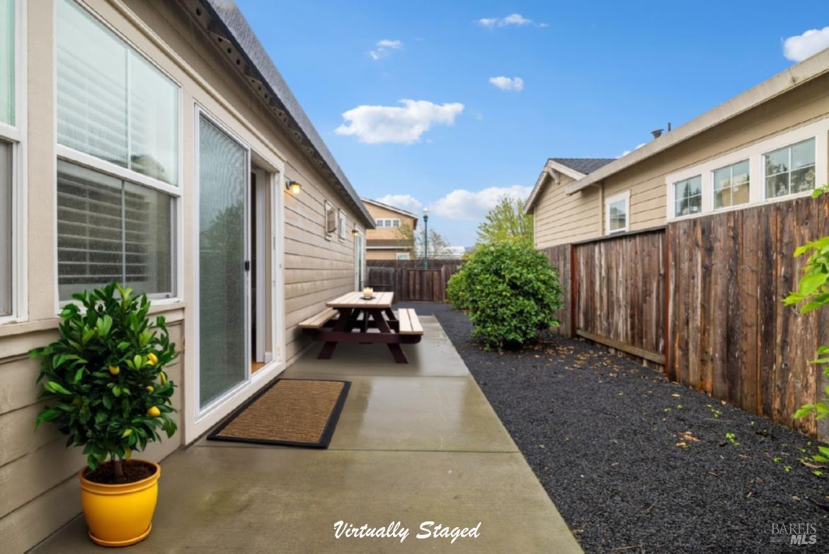 Santa Rosa, California, 95407, United States, 3 Bedrooms Bedrooms, ,2 BathroomsBathrooms,Residential,For Sale,1988541