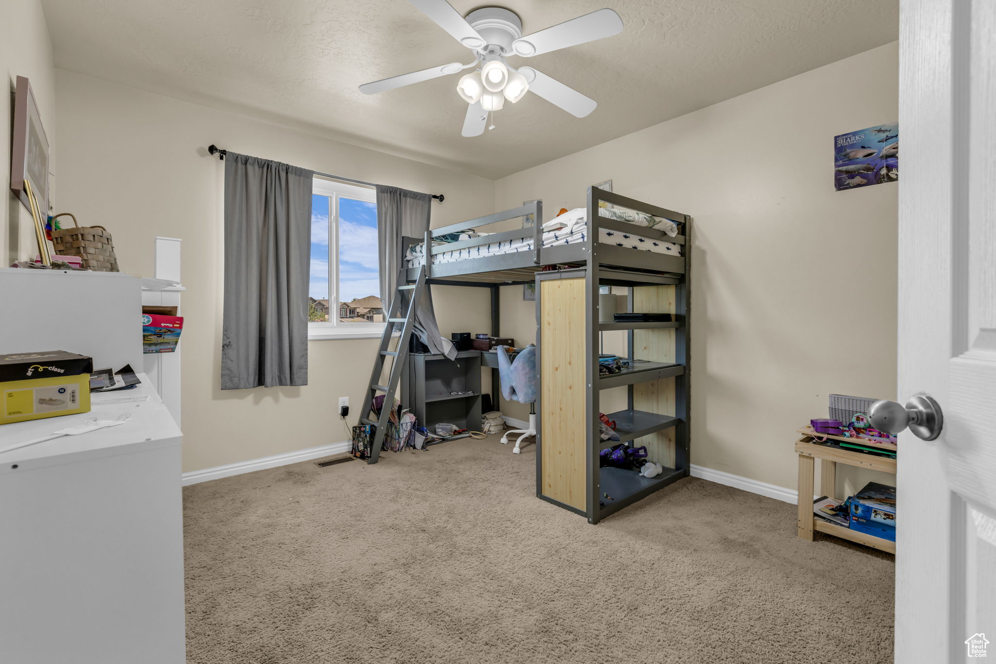 North Salt Lake, Utah, 84054, United States, 3 Bedrooms Bedrooms, ,3 BathroomsBathrooms,Residential,For Sale,1919524