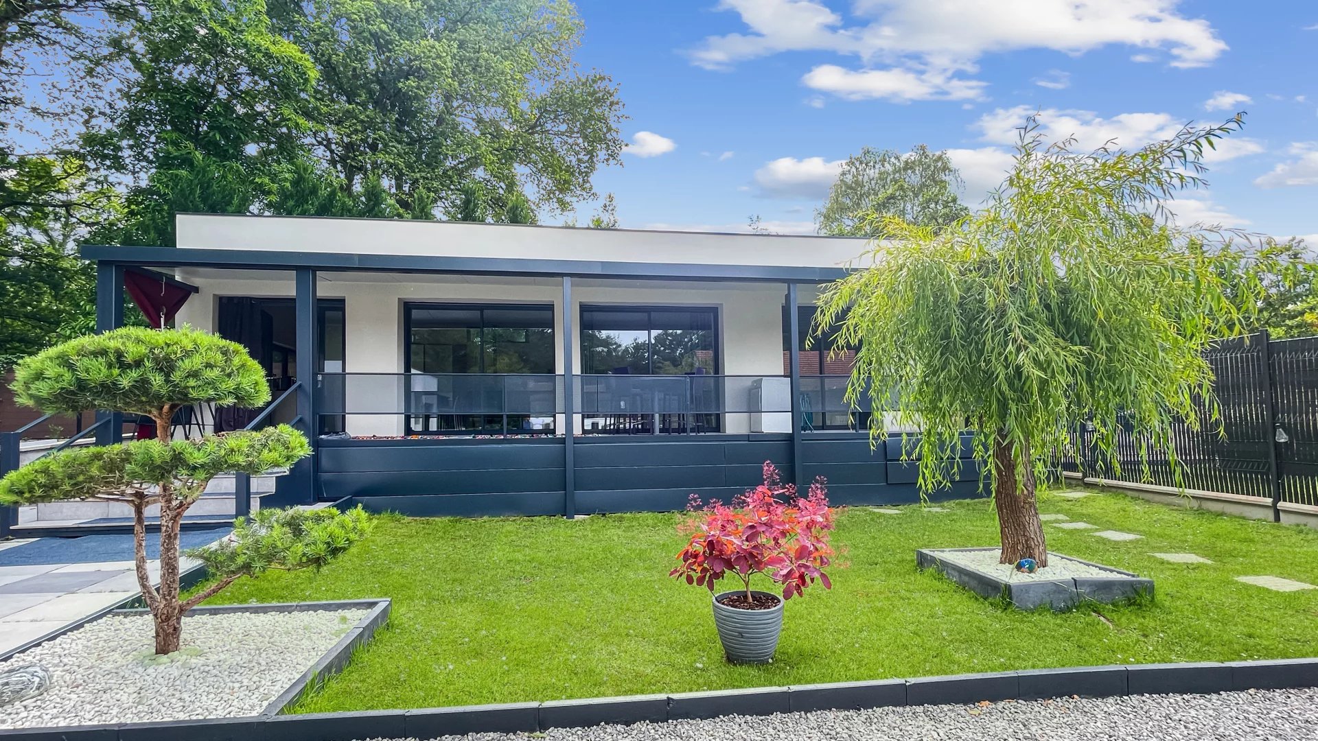 Samois-sur-Seine, Île-de-France, 77920, FR, 2 Bedrooms Bedrooms, ,1 BathroomBathrooms,Residential,For Sale,1557614