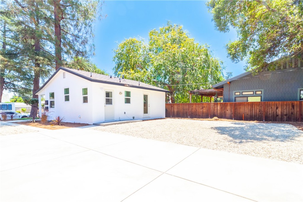 Altadena, California, 91001, United States, ,Residential,For Sale,1909348
