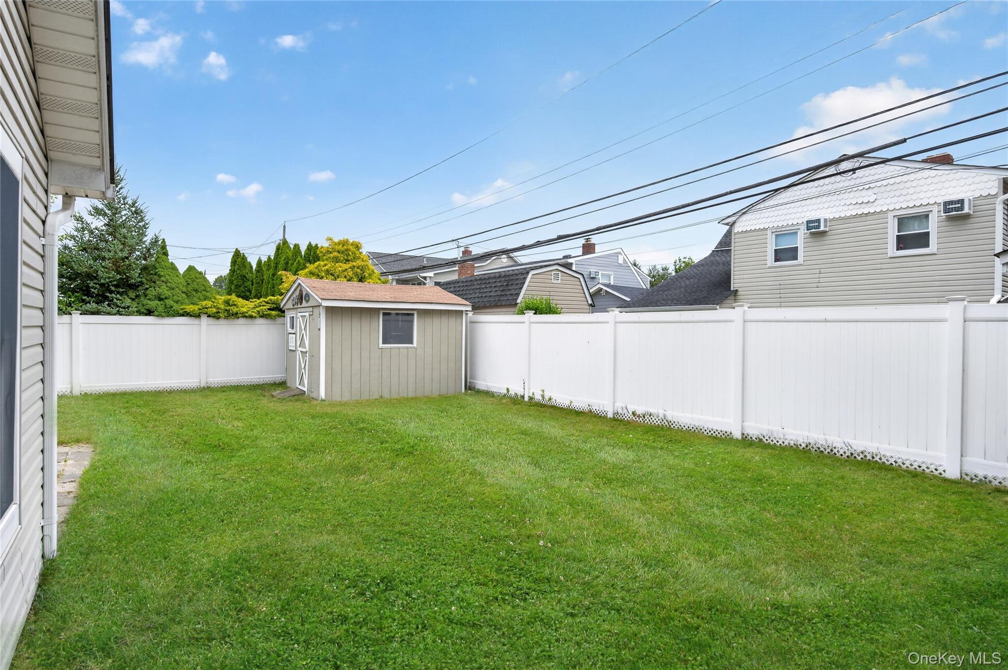  39 Boat Lane, Levittown, NY, 11756 - 物件實景