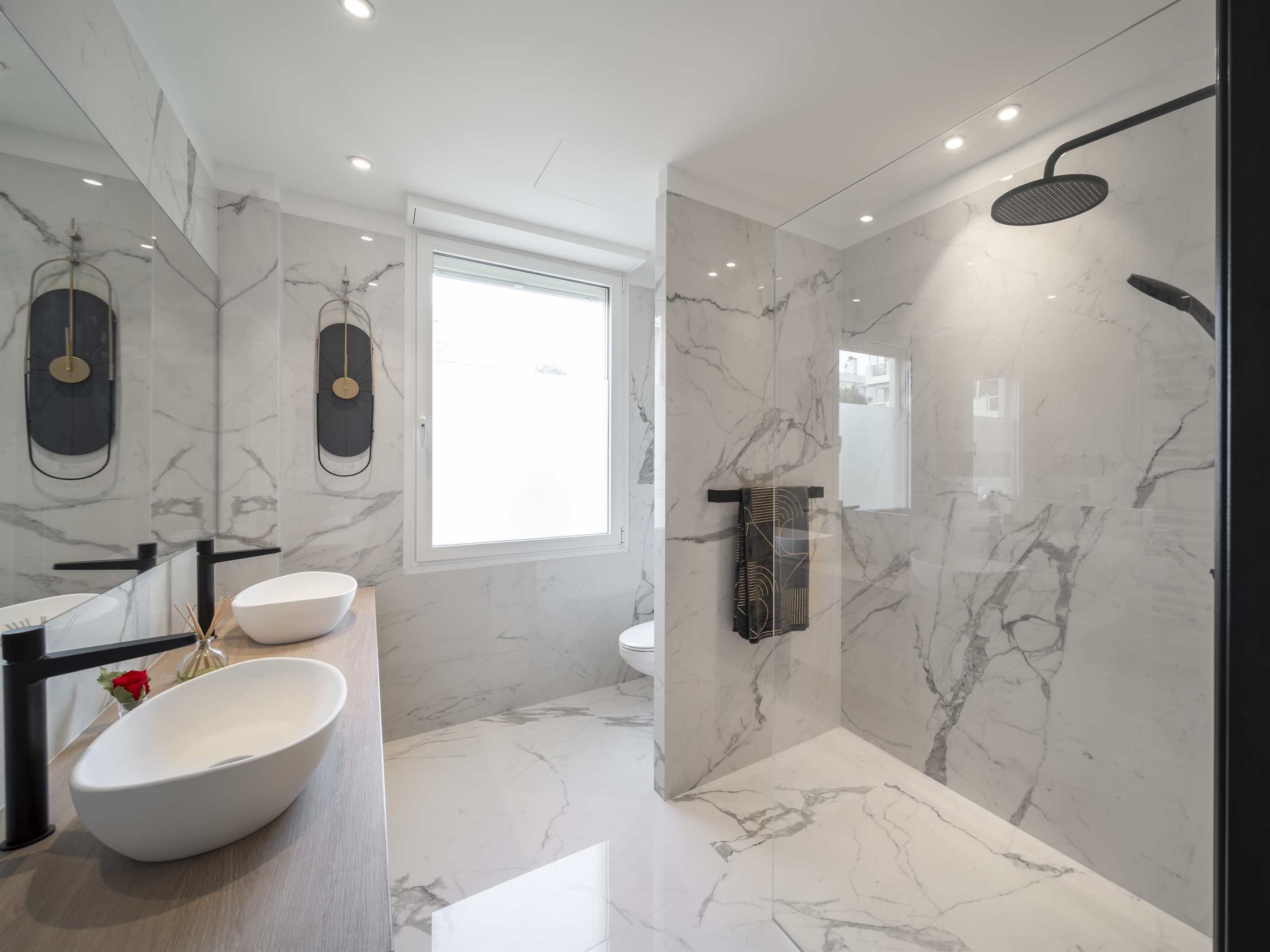  Recently renovated 3-bedroom apartment on the Croisette in Cannes, terrace and … - 物件實景