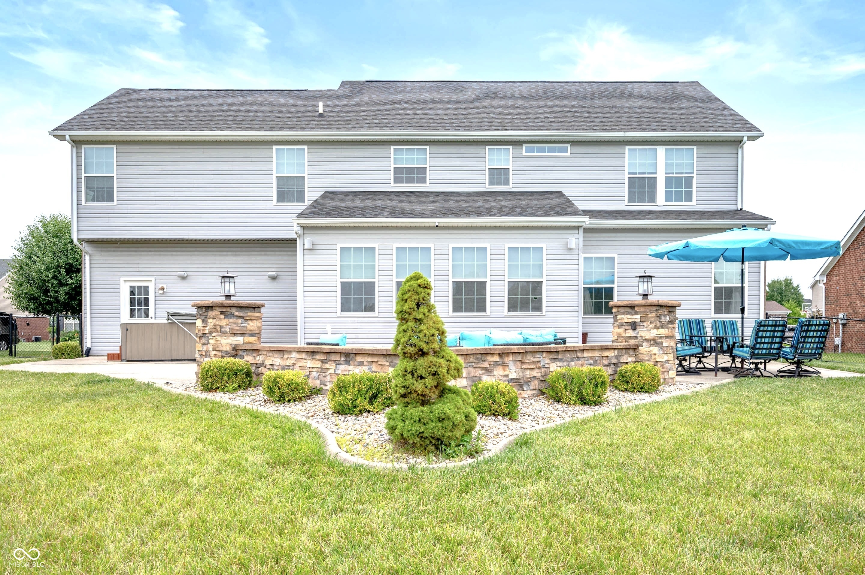 Greenwood, Indiana, 46143, United States, 5 Bedrooms Bedrooms, ,4 BathroomsBathrooms,Residential,For Sale,1879324