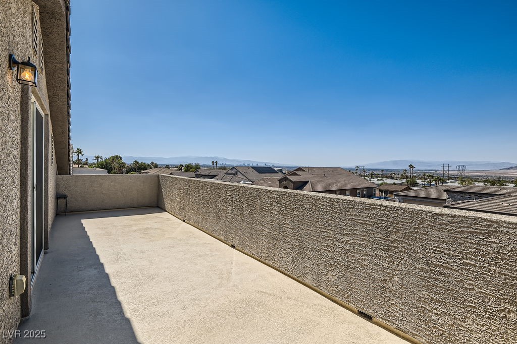 Henderson, Nevada, 89015, United States, 6 Bedrooms Bedrooms, ,1 BathroomBathrooms,Residential,For Sale,1826406