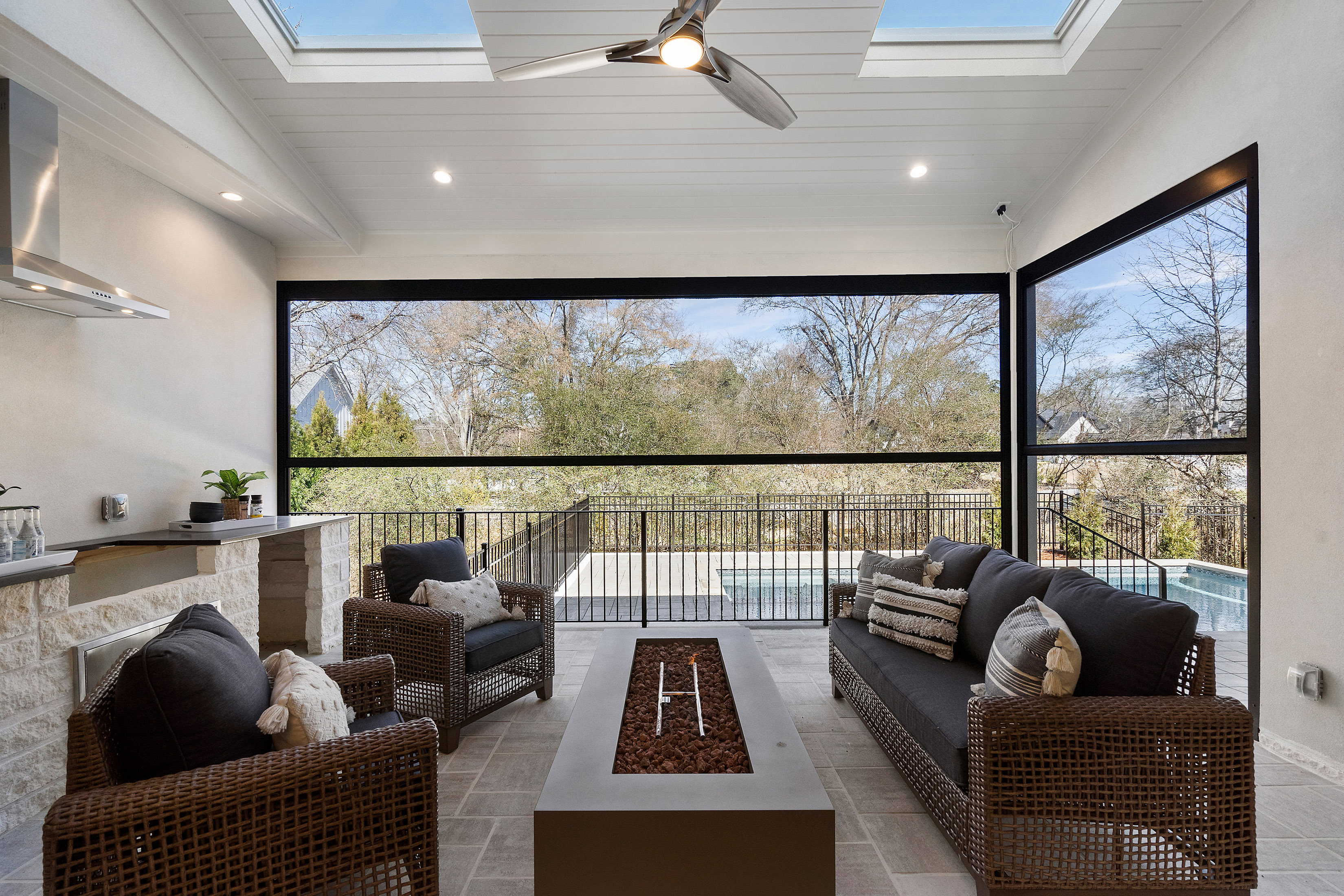  Exceptional New Home Located in Sought-After Communities in Downtown Alpharetta - 物件實景