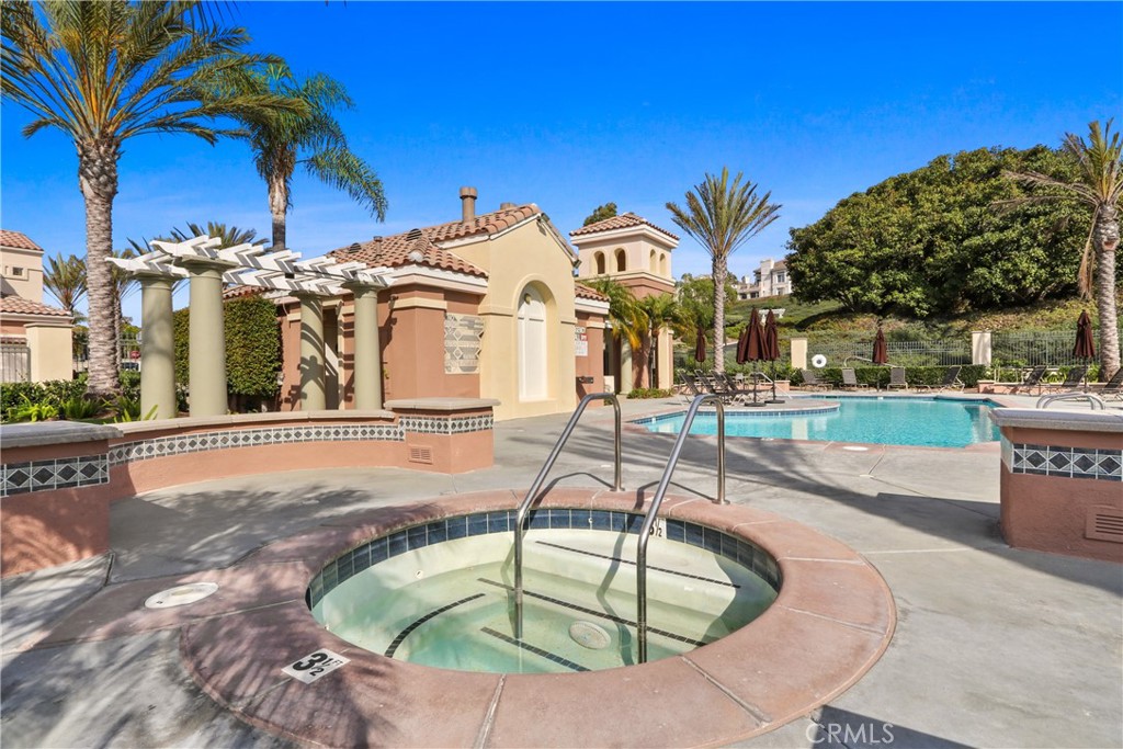 Laguna Niguel, California, 92677, United States, 3 Bedrooms Bedrooms, ,2 BathroomsBathrooms,Residential,For Sale,1988021