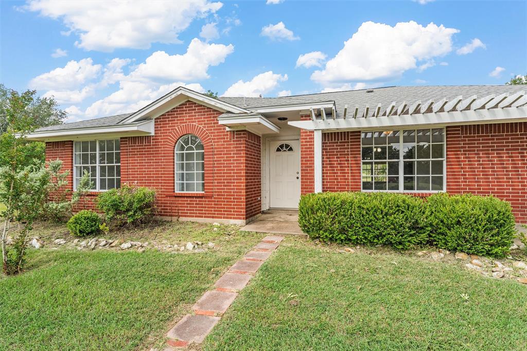 Kosse, Texas, 76653, United States, 3 Bedrooms Bedrooms, ,2 BathroomsBathrooms,Residential,For Sale,1867279