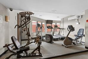 Ottawa, Ontario, K1R 7X2, CA, 2 Bedrooms Bedrooms, ,2 BathroomsBathrooms,Residential,For Sale,1925745