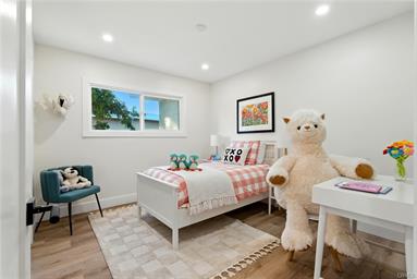 Los Angeles, California, 90008, United States, 6 Bedrooms Bedrooms, ,4 BathroomsBathrooms,Residential,For Sale,2005417