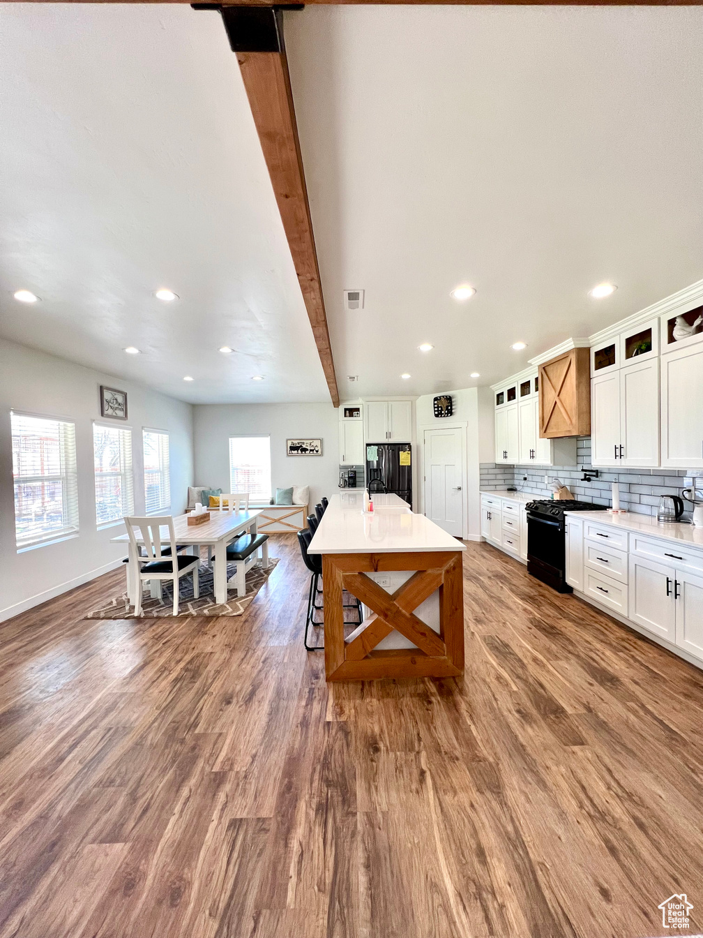 Elsinore, Utah, 84724, United States, 6 Bedrooms Bedrooms, ,4 BathroomsBathrooms,Residential,For Sale,1796854