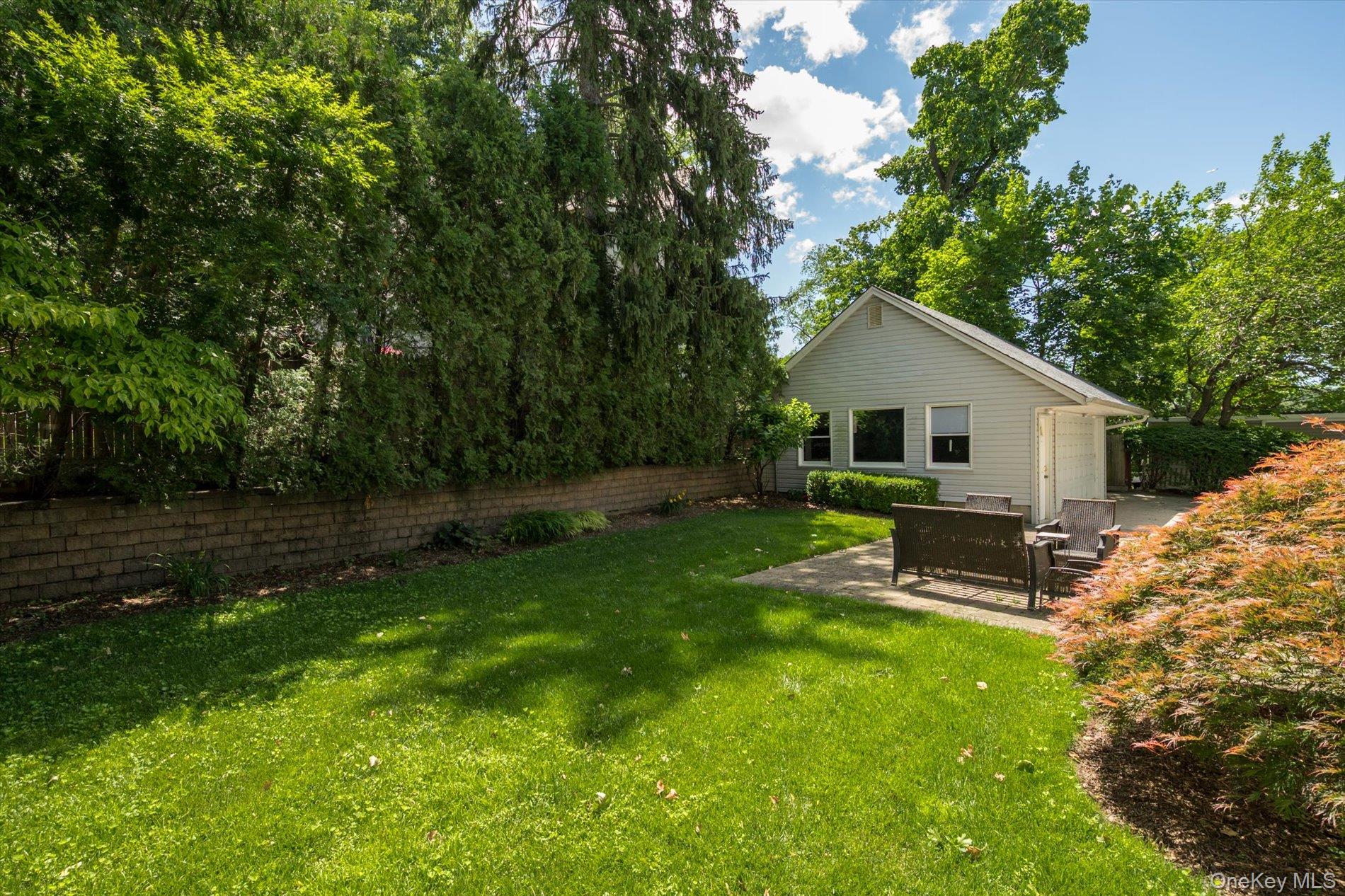  15 Church Street, Roslyn, NY, 11576 - 物件實景
