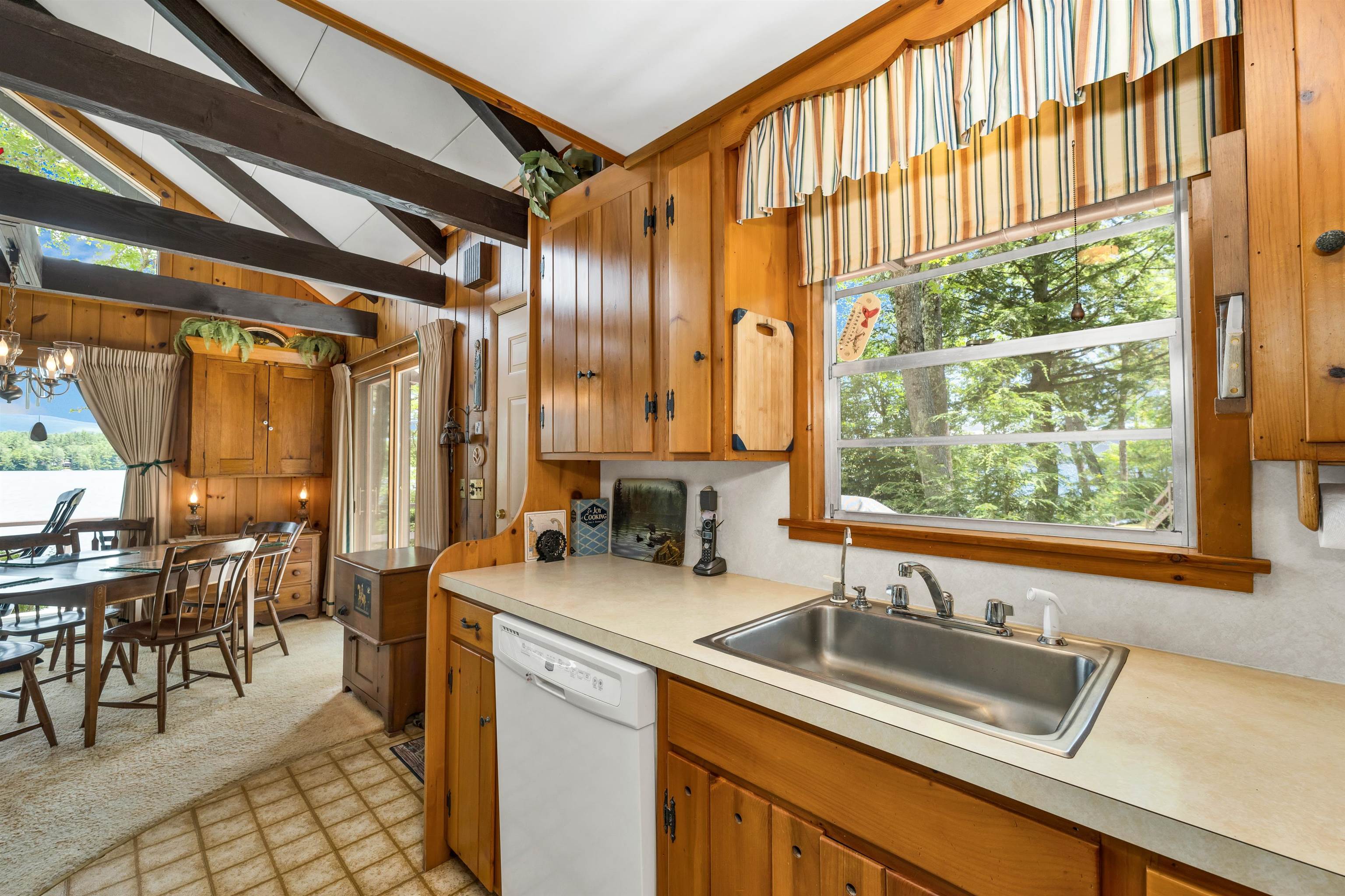 Moultonborough, New Hampshire, 03254, United States, 3 Bedrooms Bedrooms, ,3 BathroomsBathrooms,Residential,For Sale,1901943