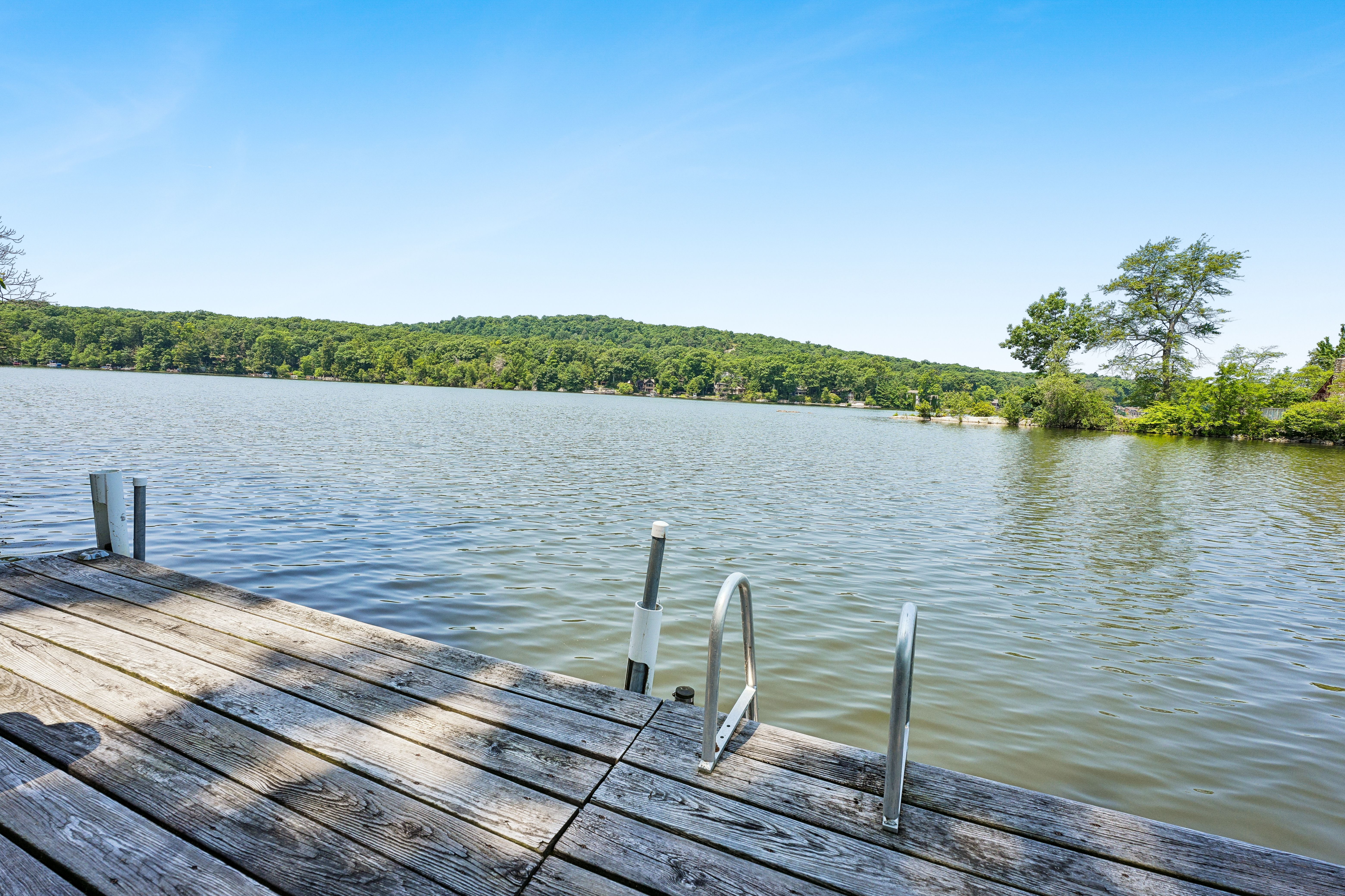  1009 Lakeside Drive East, Vernon Township, NJ 07422 - 物件實景