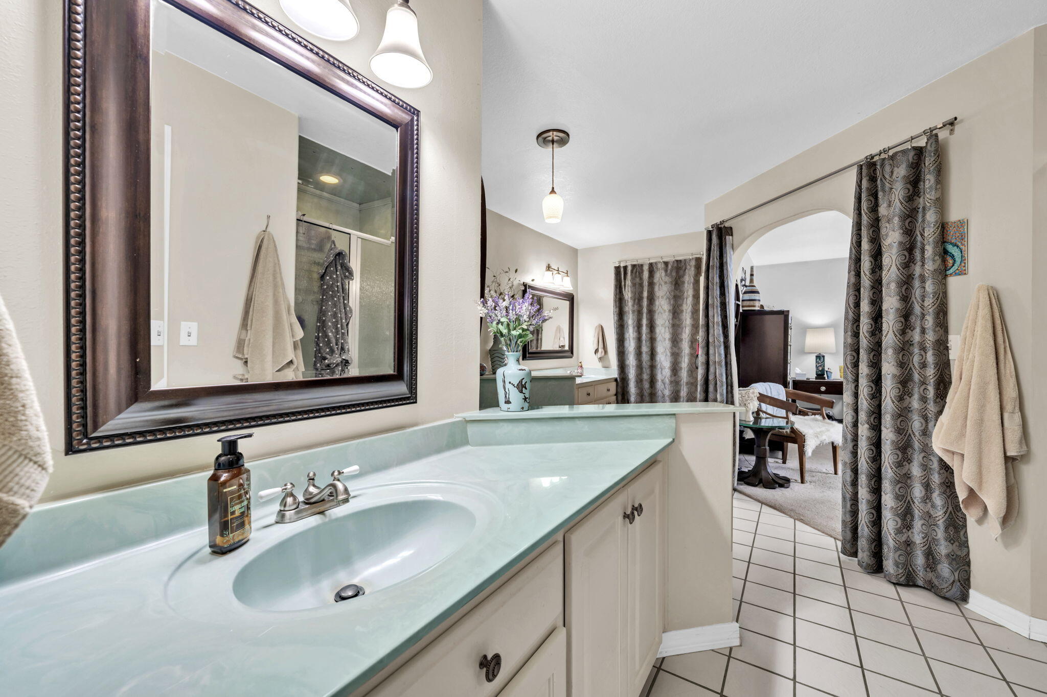 Crestview, Florida, 32539, United States, 4 Bedrooms Bedrooms, ,2 BathroomsBathrooms,Residential,For Sale,1918564