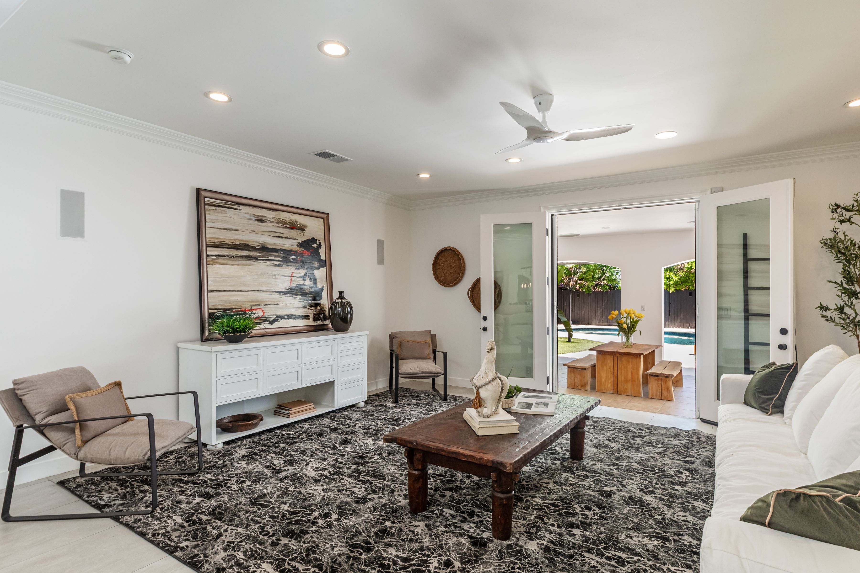  Thoughtfully Reimagined Tarzana Estate - 物件實景
