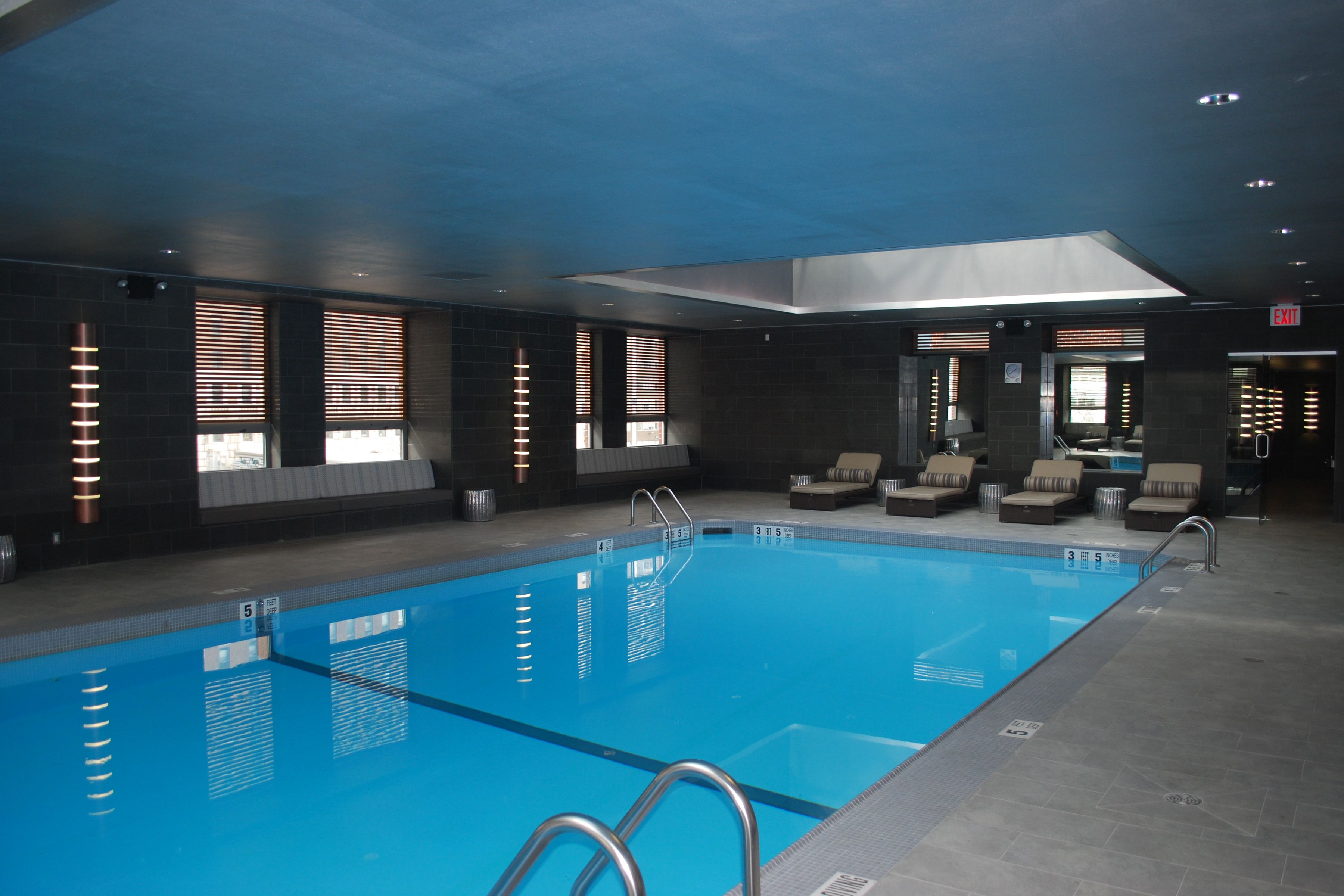  225 Rector Place - 物件實景