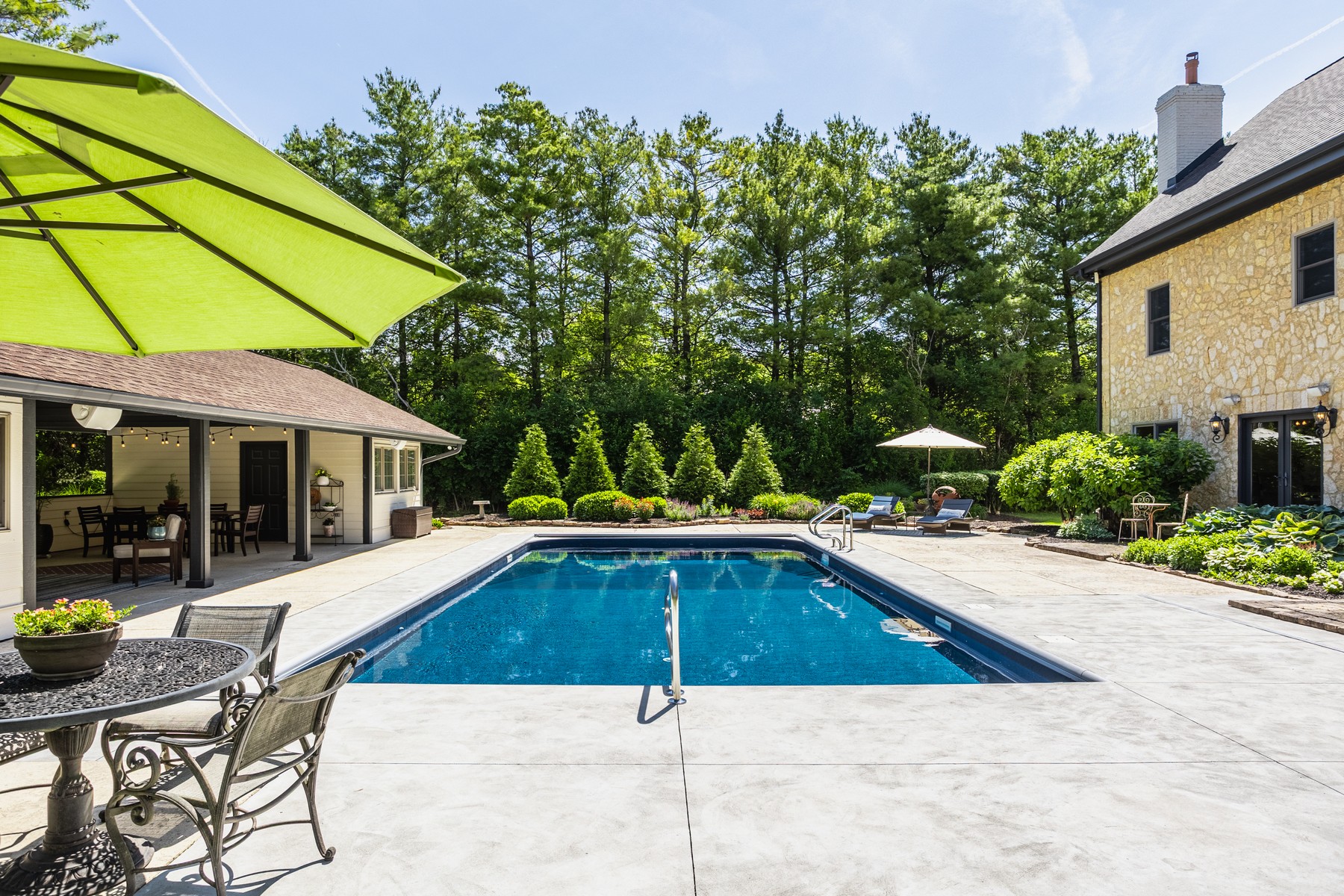  Rare Opportunity to Own a Stunning Home with Acreage in West Carmel - 物件實景